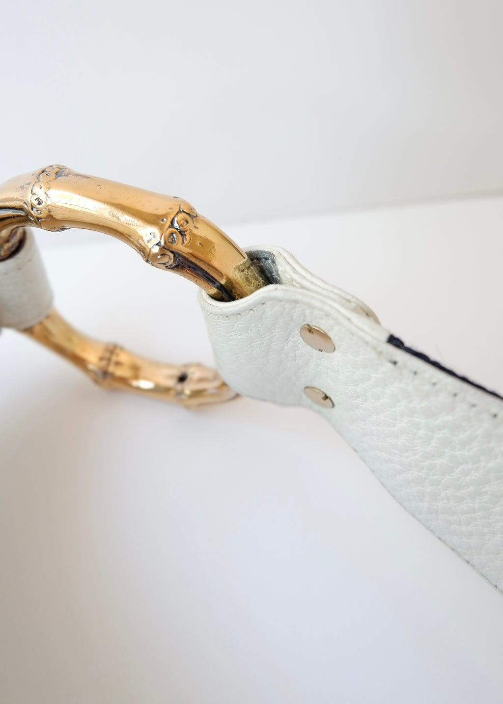 Preowned Gucci White Leather Sherry Line Hobo Shoulder Bag