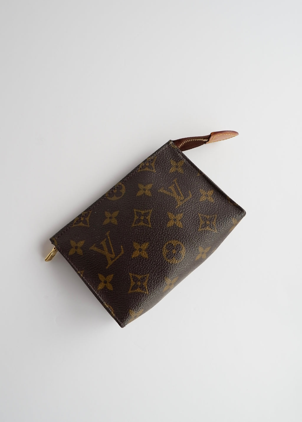 Authentic Preowned Louis Vuitton Monogram Toiletry Pouch 15