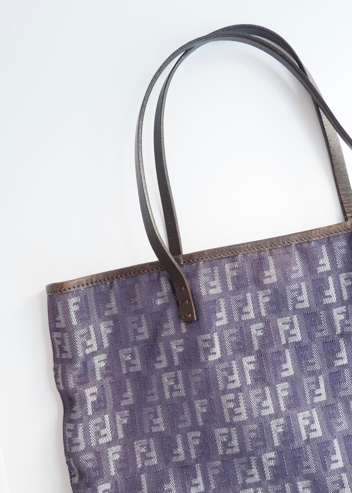 Preowned Fendi Navy Zucchino Denim/Leather Shoulder Tote