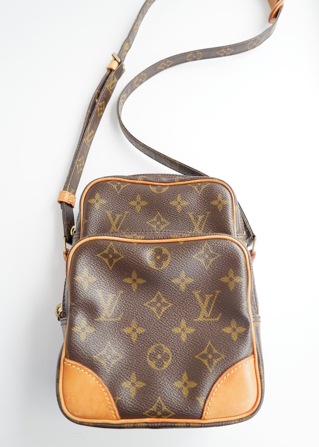 Authentique sac Louis Vuitton Monogram Amazone d'occasion