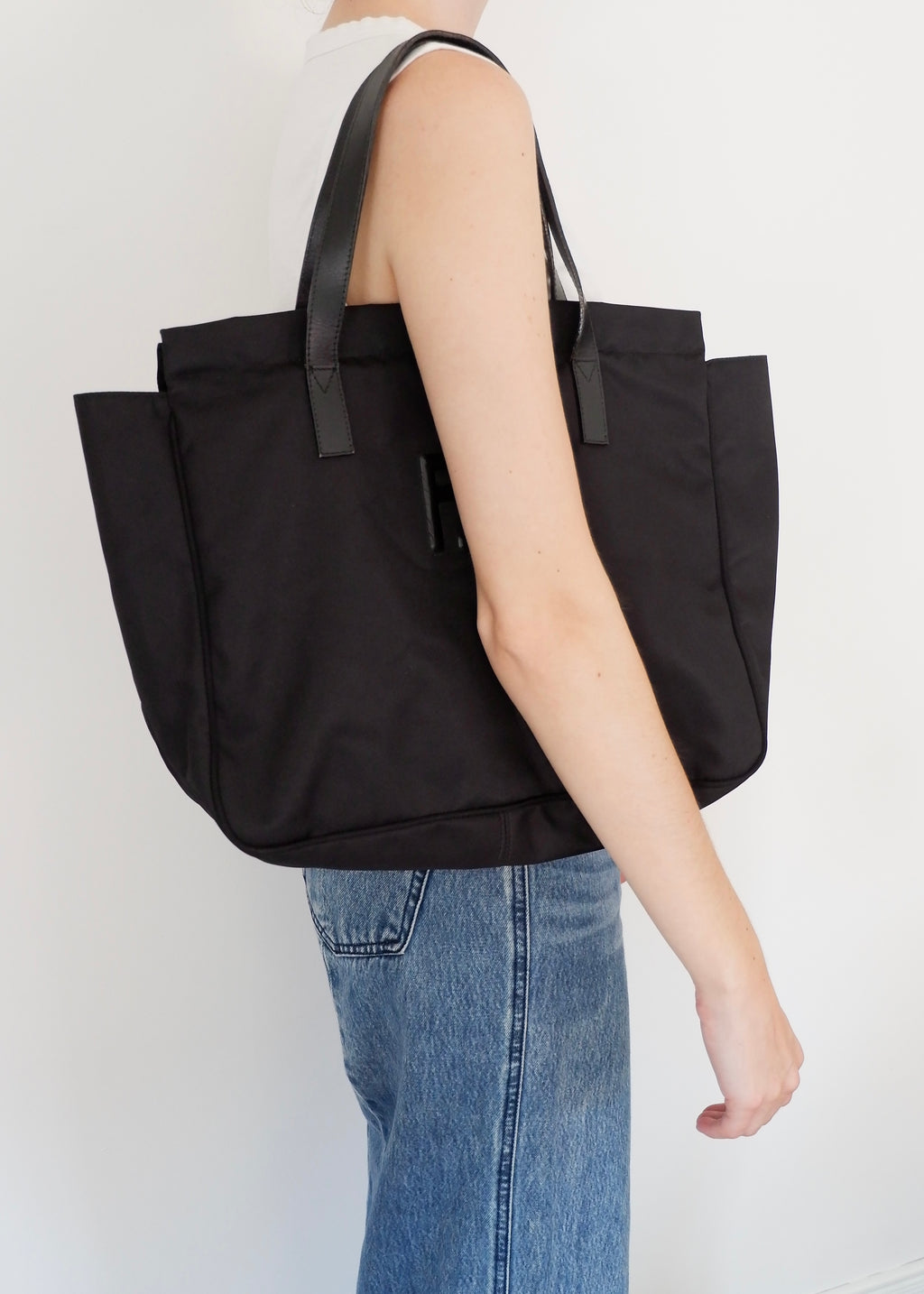 Authentique Sac Cabas Fendi Noir en Nylon FF d'occasion