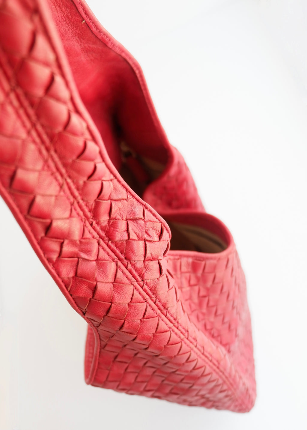 Authentic Preowned Vintage Bottega Veneta Red Leather Intrecciato Shoulder Bag