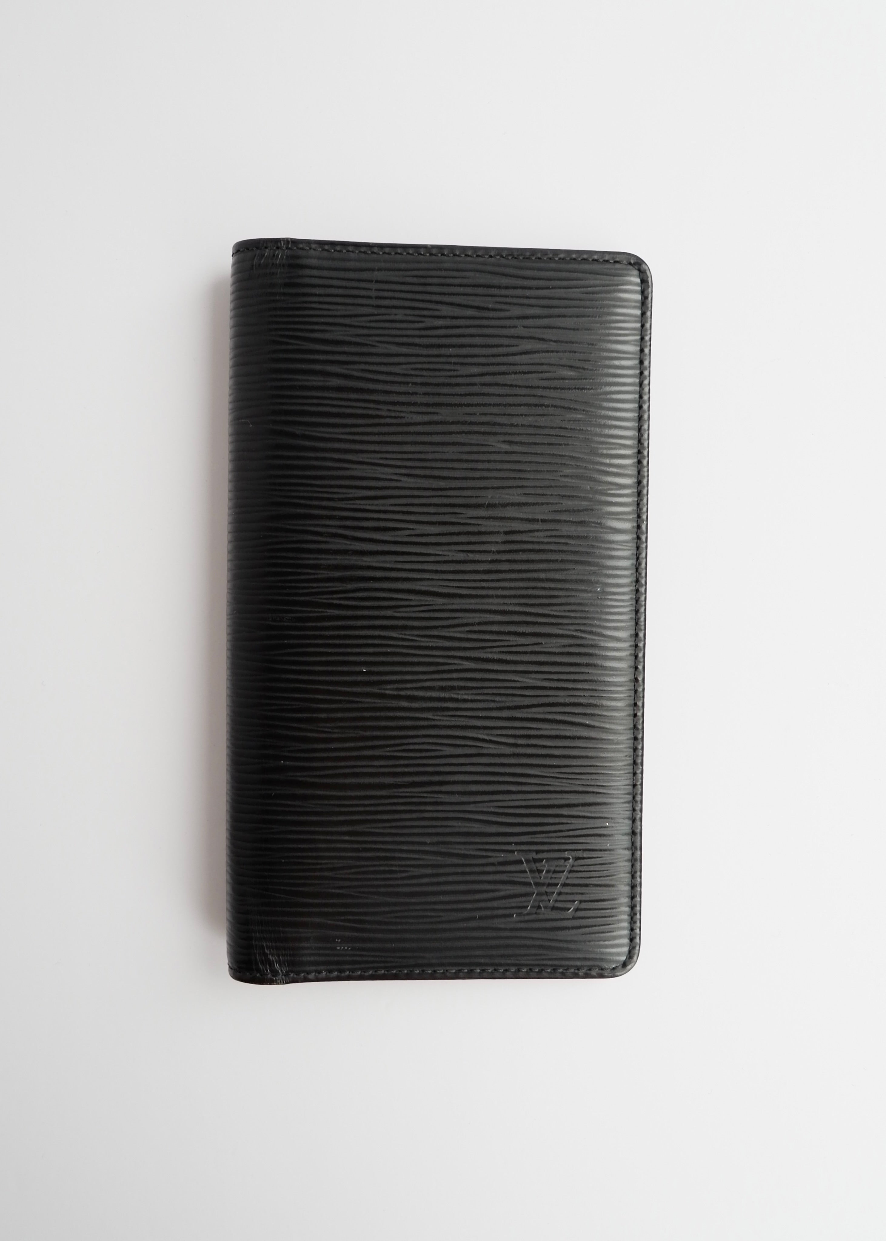 Authentic Preowned Louis Vuitton Black Epi Leather Bi Fold Card Holder