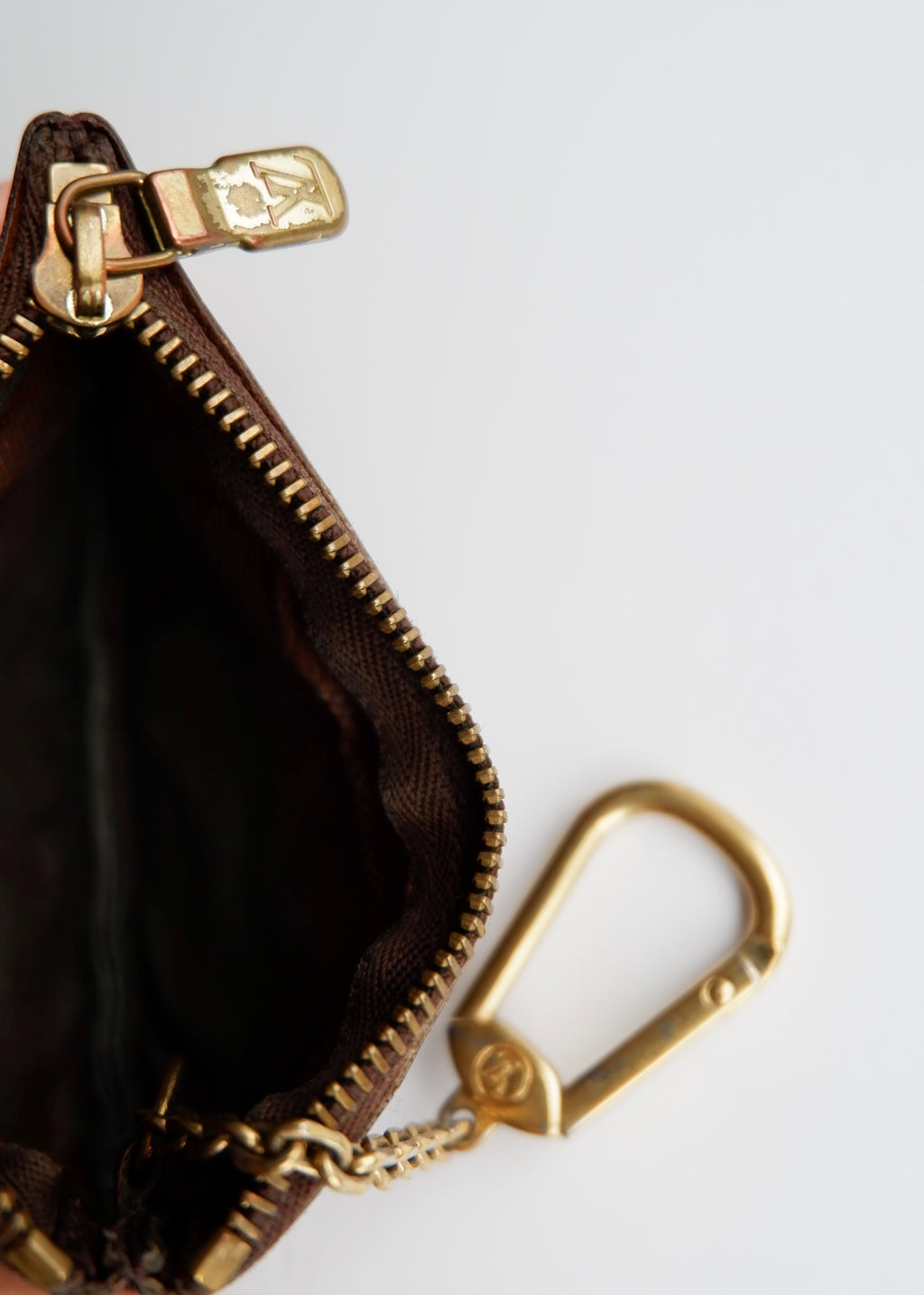 Authentique pochette à clés monogramme Louis Vuitton d'occasion
