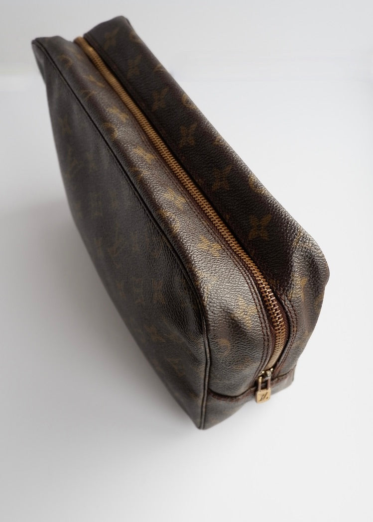 Authentic Preowned Vintage Louis Vuitton Monogram Toiletry Pouch