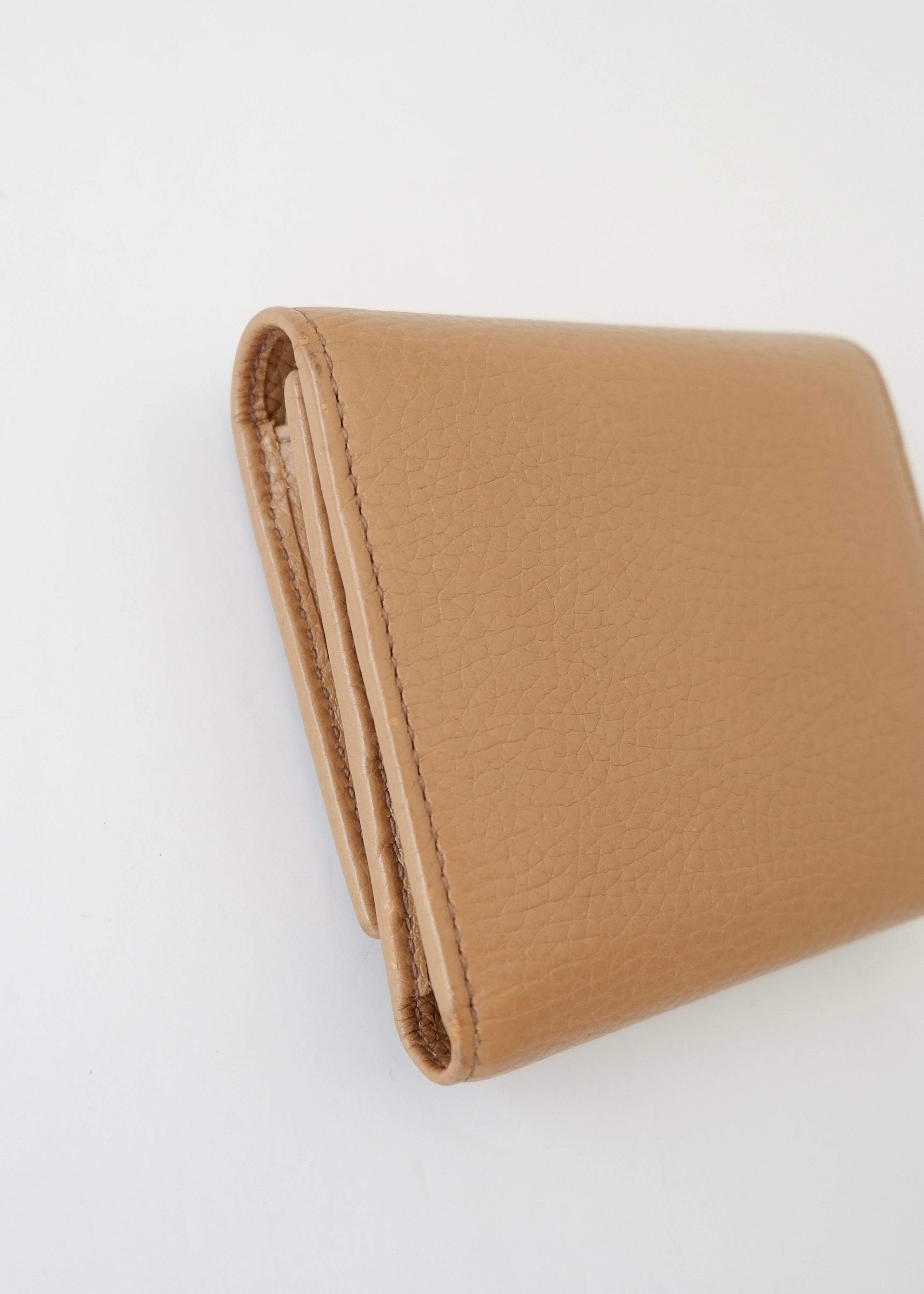 Authentic Preowned Gucci Beige Leather Bi - Fold Wallet