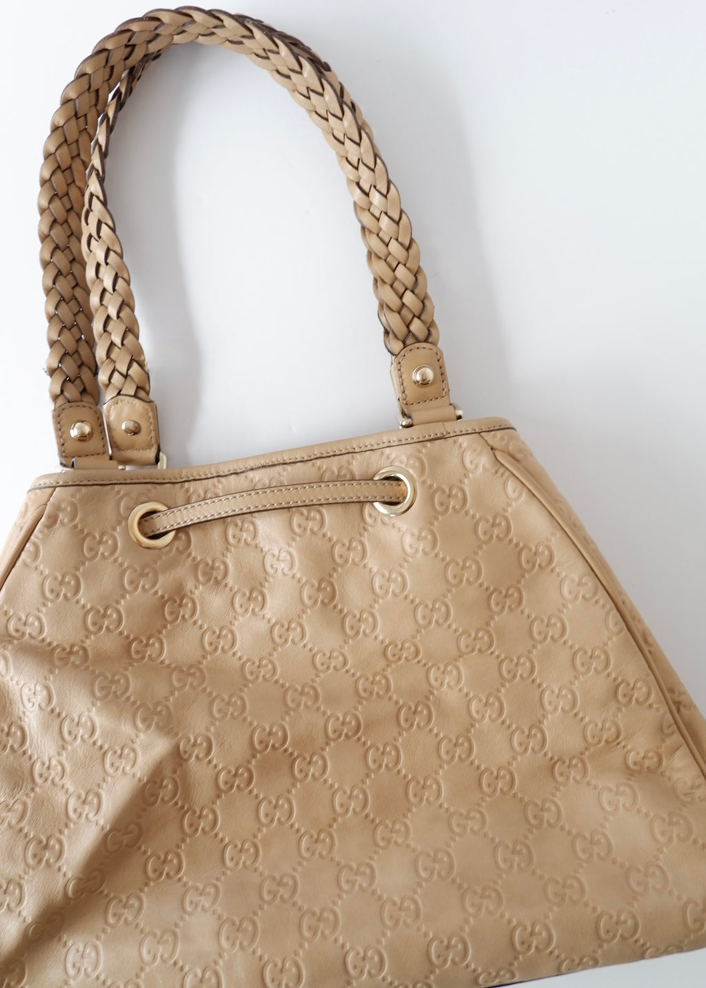 Authentic Preowned Gucci Beige Leagther Guccissima Peggy Tassel Shoulder Bag