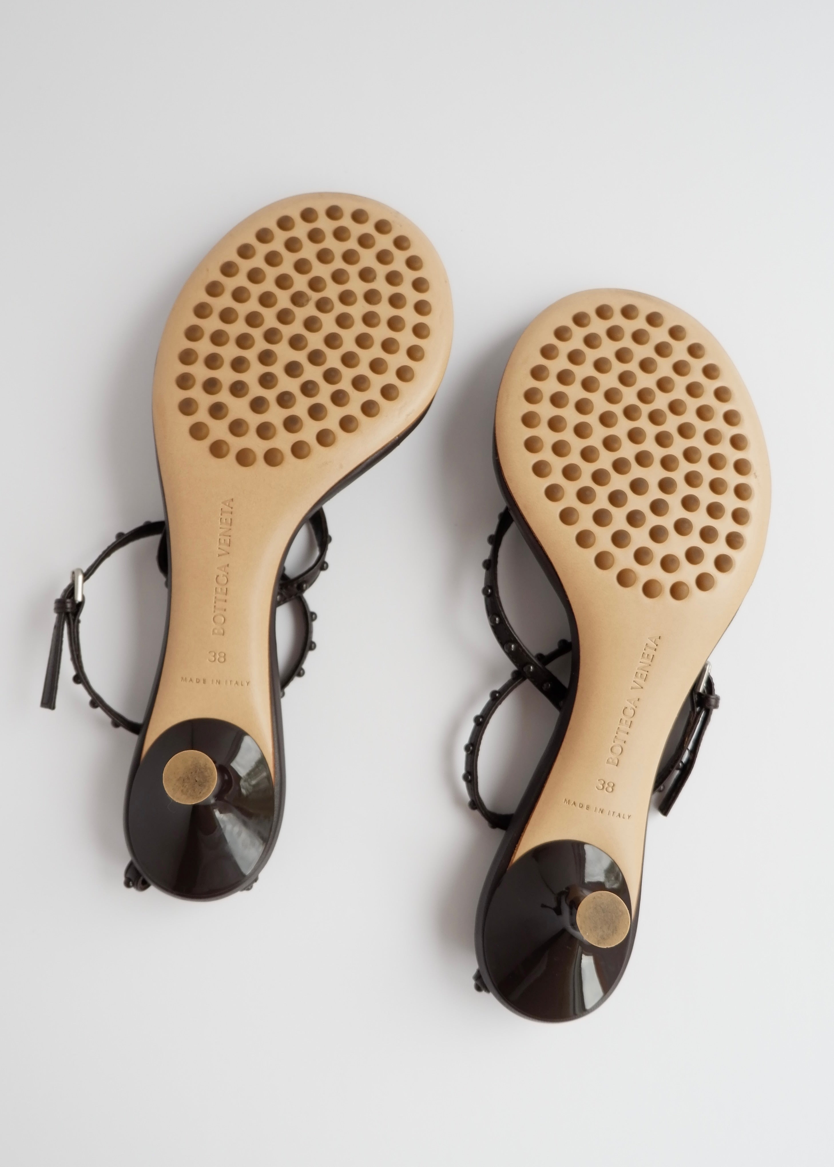 Sandales à talons Bottega Veneta en cuir marron, authentiques et d'occasion - 38