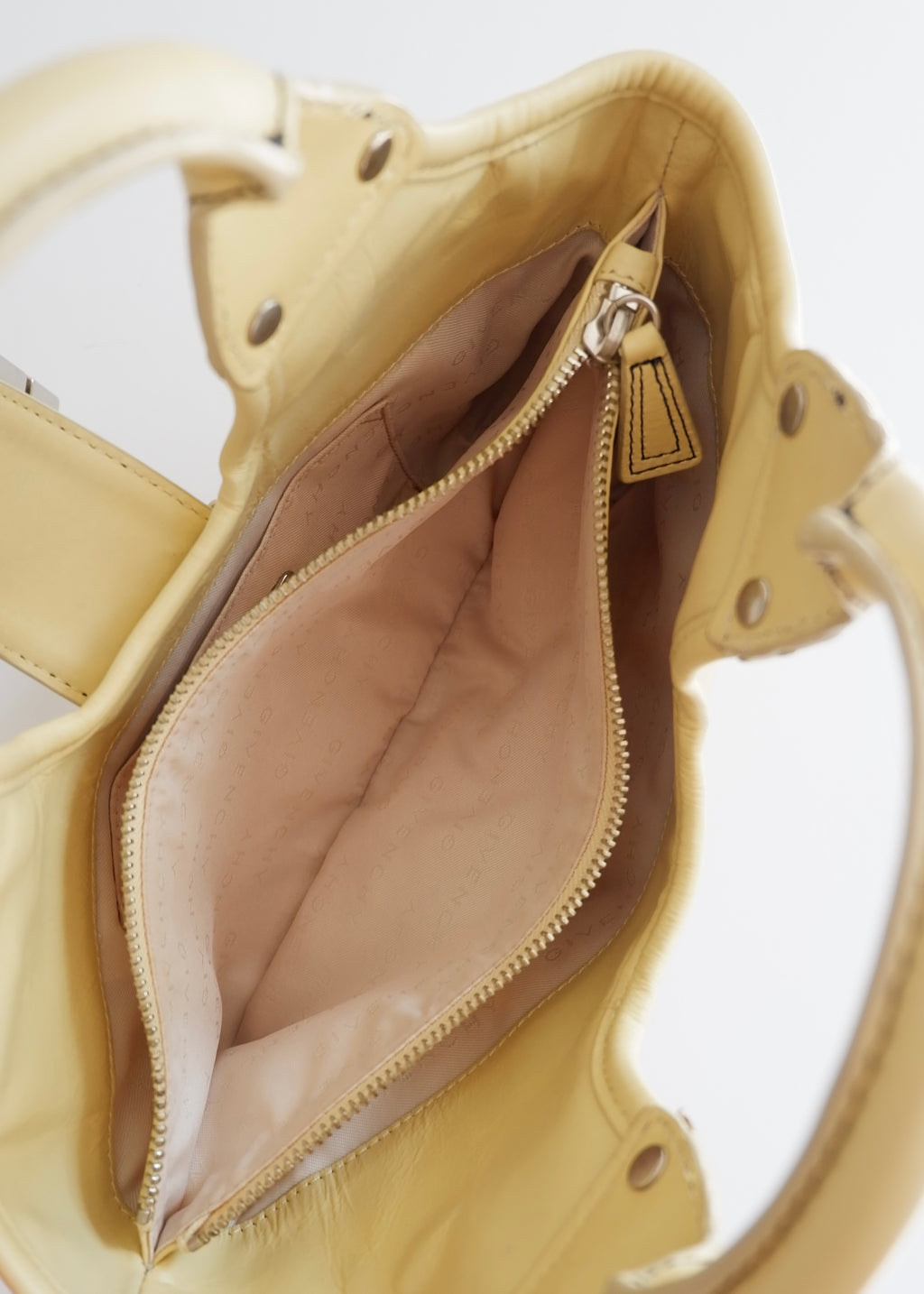 Preowned Givenchy Yellow Leather Small Handbag