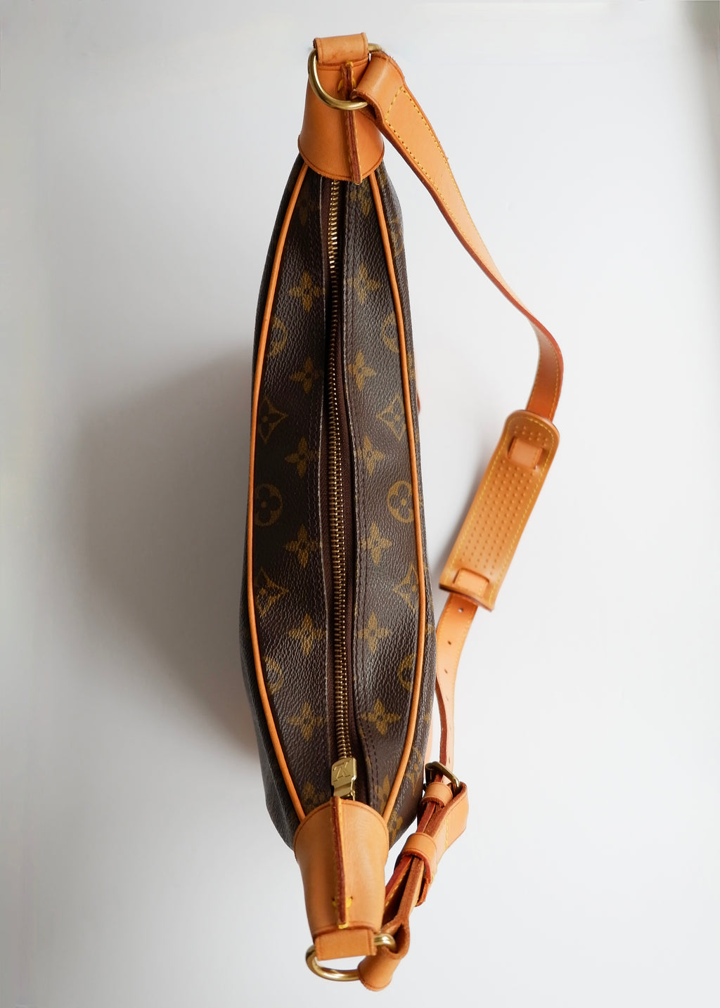 Preowned Louis Vuitton Monogram Boulogne 30 Shoulder Bag