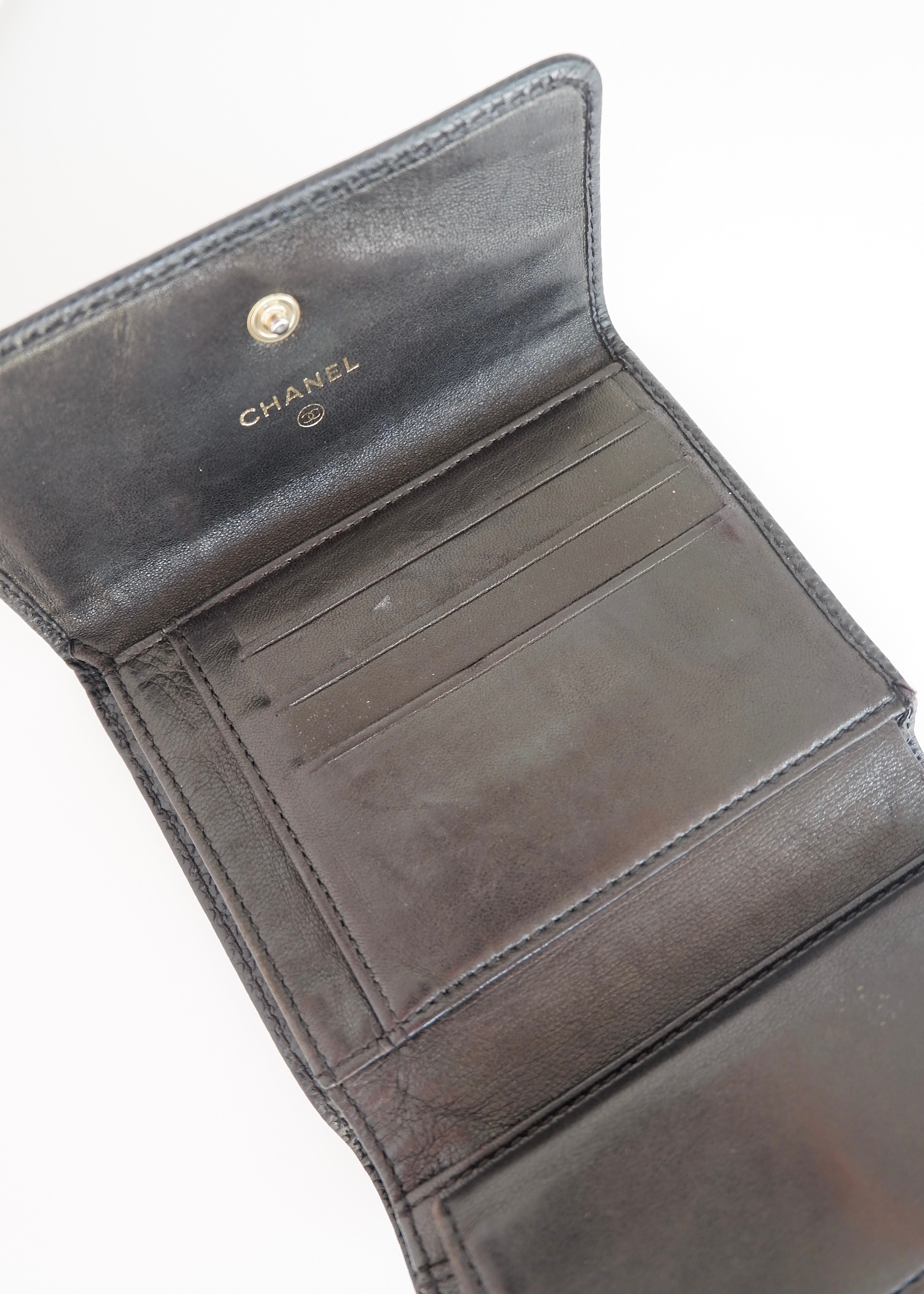 Preowned Chanel Black Caviar Leather Compact Wallet