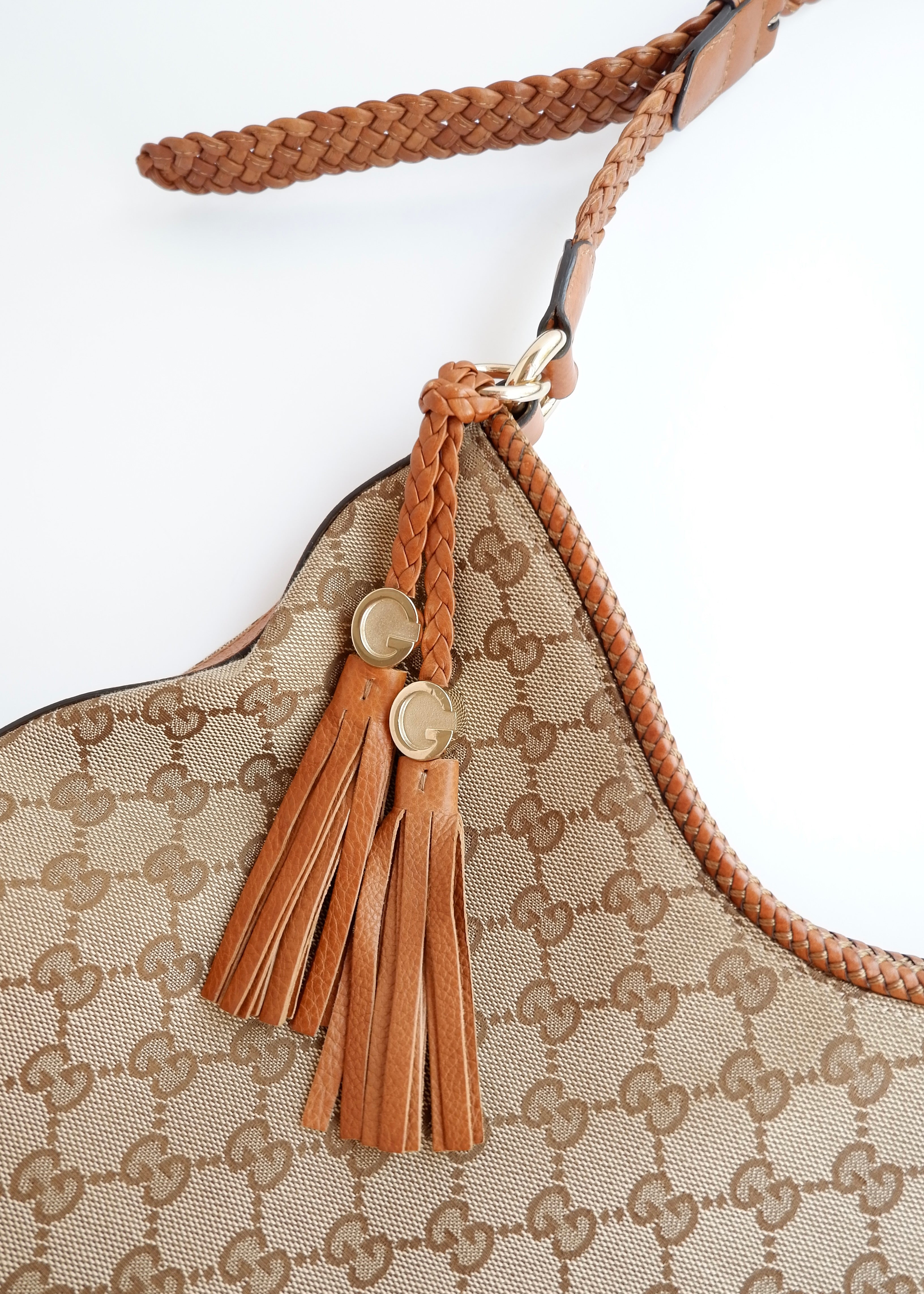 Preowned Gucci Brown GG Canvas Leather Tassel Shoulder Bag
