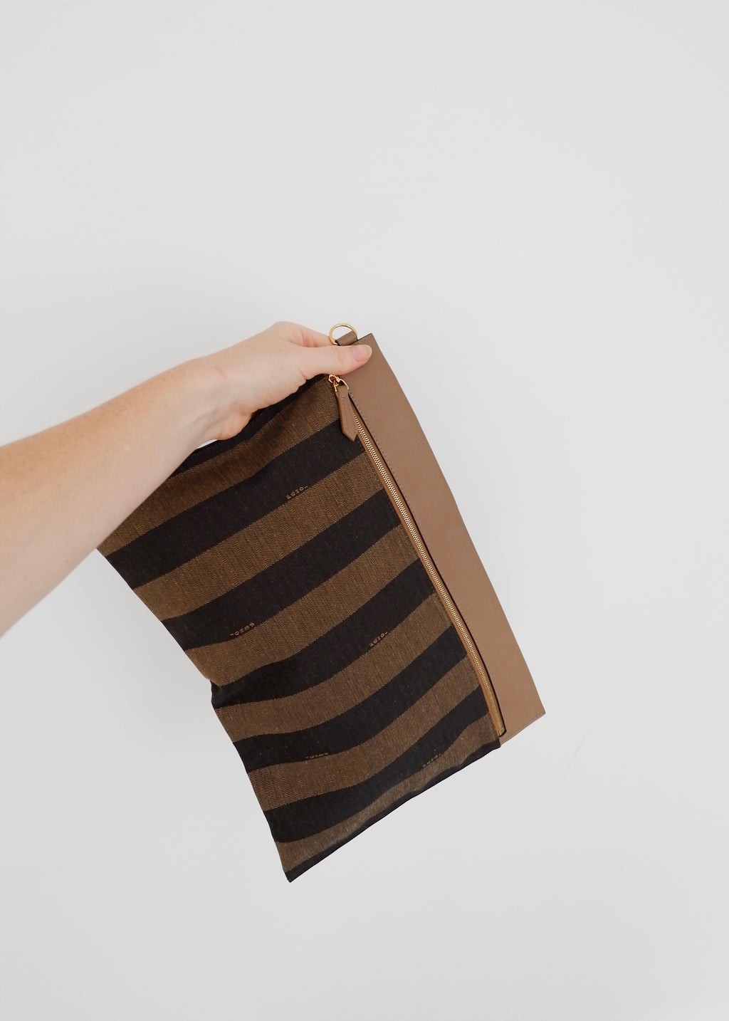 Pochette/Sac à main Fendi Pequin Stripe en toile et cuir marron, d'occasion, authentique