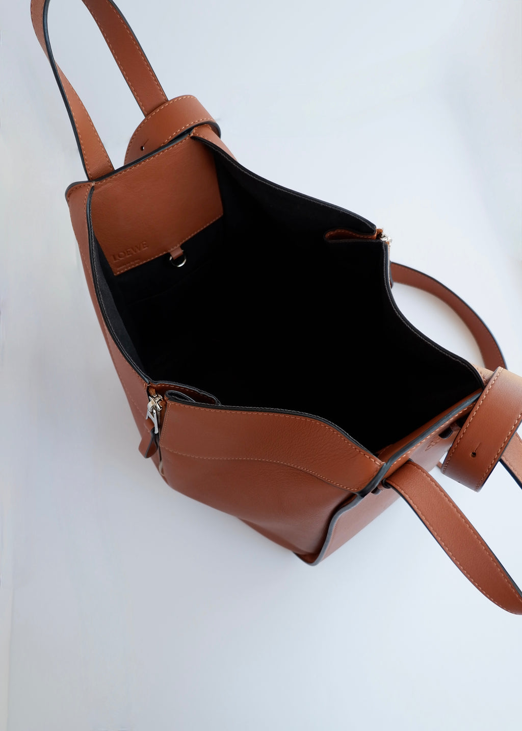 Preowned Loewe Brown Leather Hammock Bag