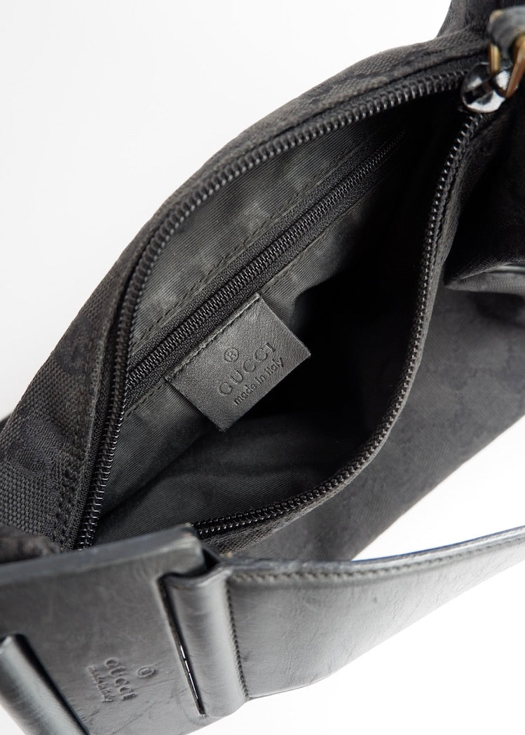 Preowned Gucci Black GG Canvas Leather Strap Shoulder Bag