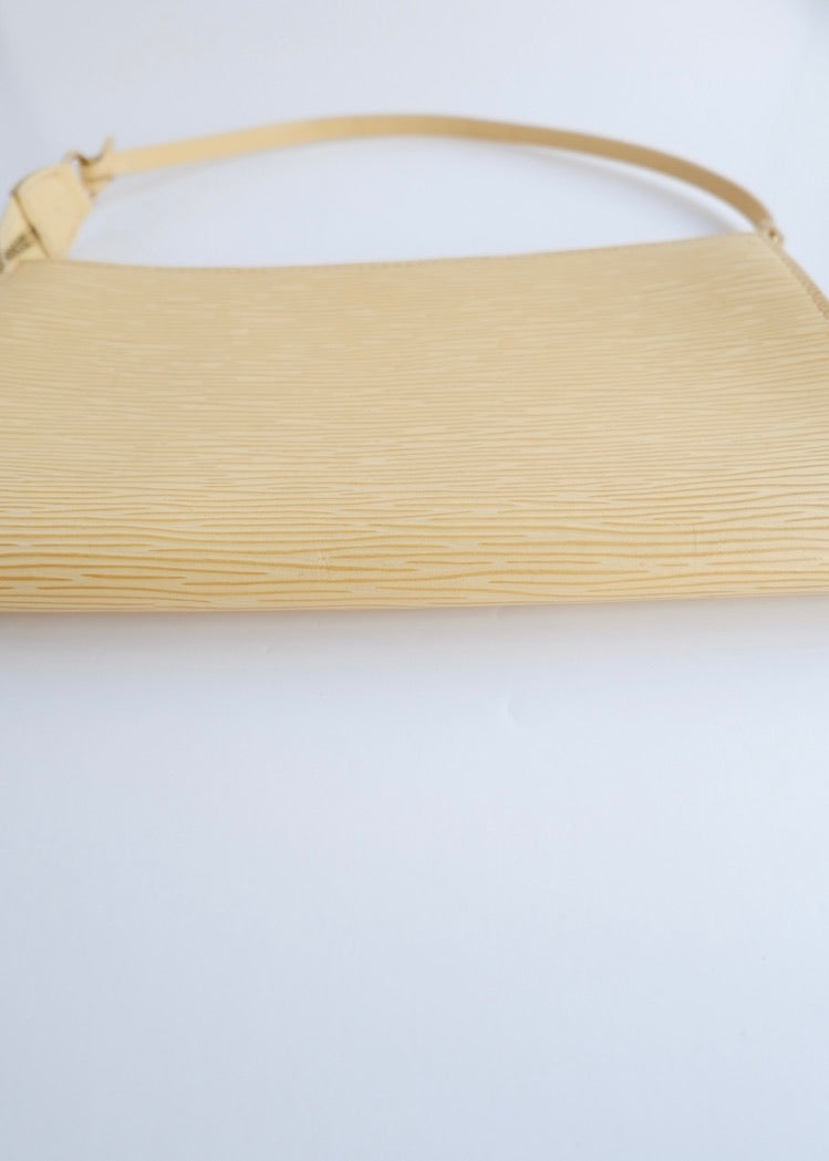 Sac porté épaule Louis Vuitton Pochette en cuir Épi beige authentique d'occasion