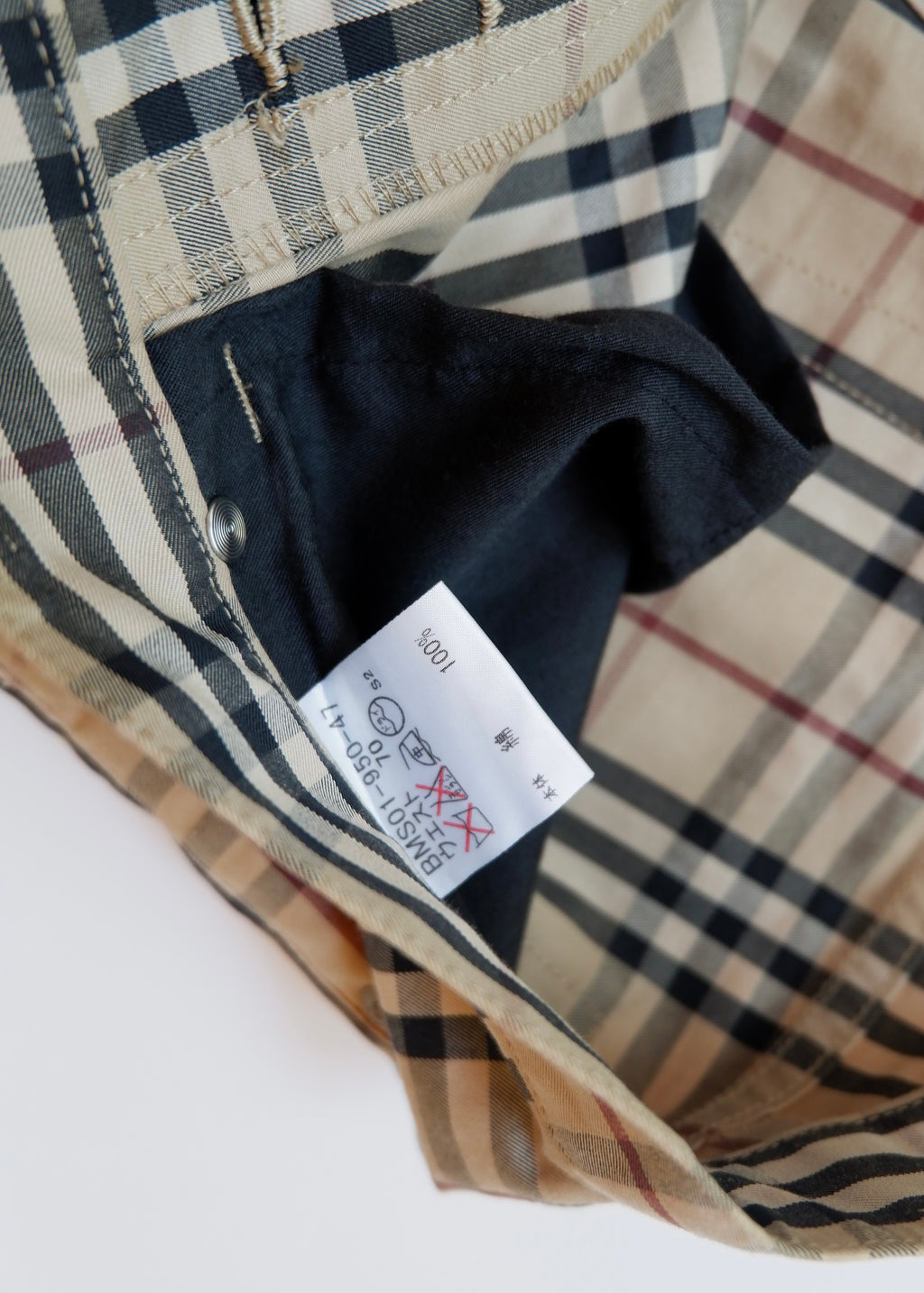 Pantalon droit Burberry à carreaux beige, authentique et d'occasion - S