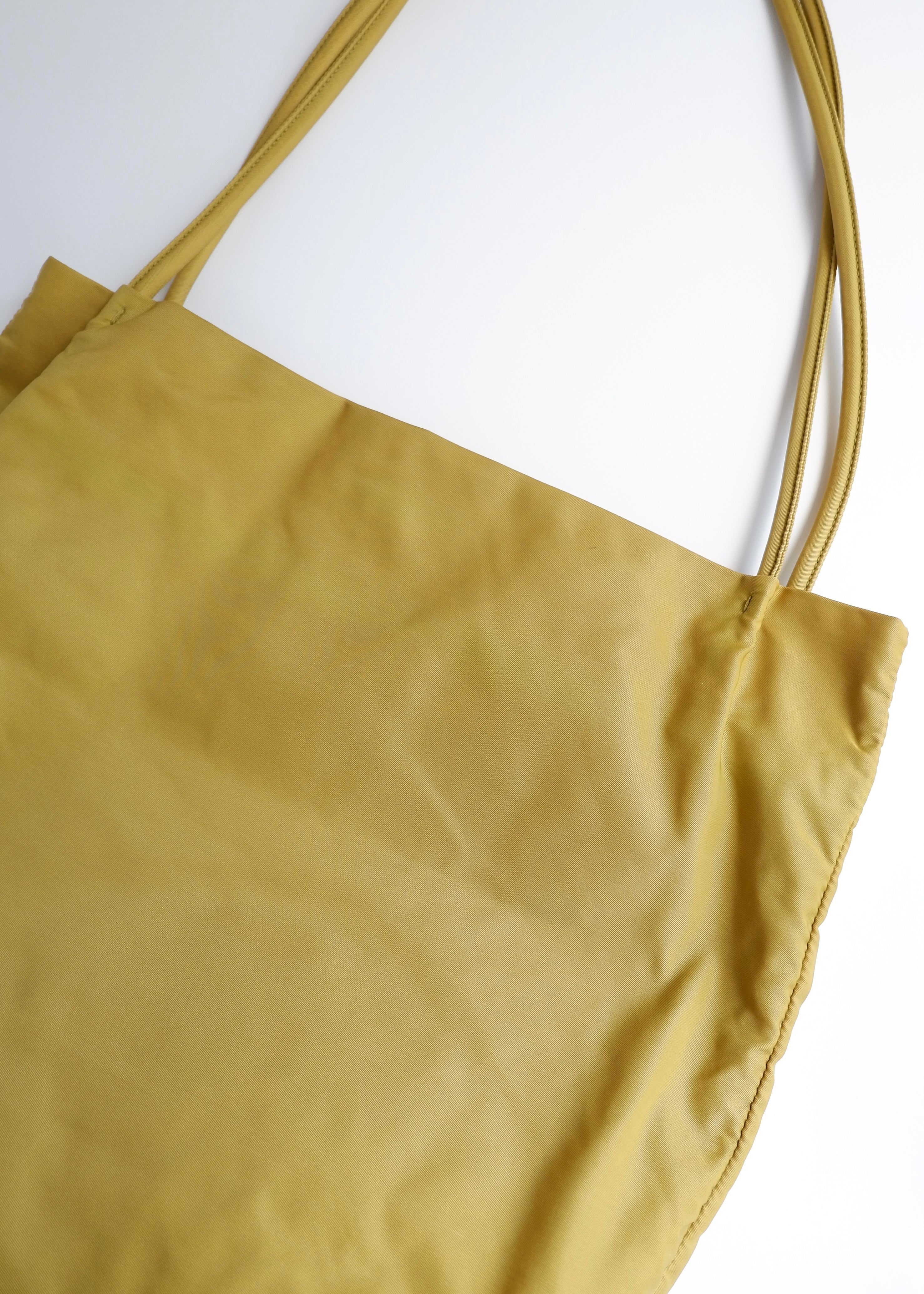 Authentique Sac Cabas Prada en Nylon Vert d'occasion