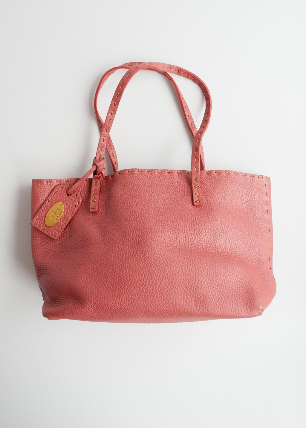 Sac à main Fendi Selleria en cuir rose authentique d'occasion, petite taille