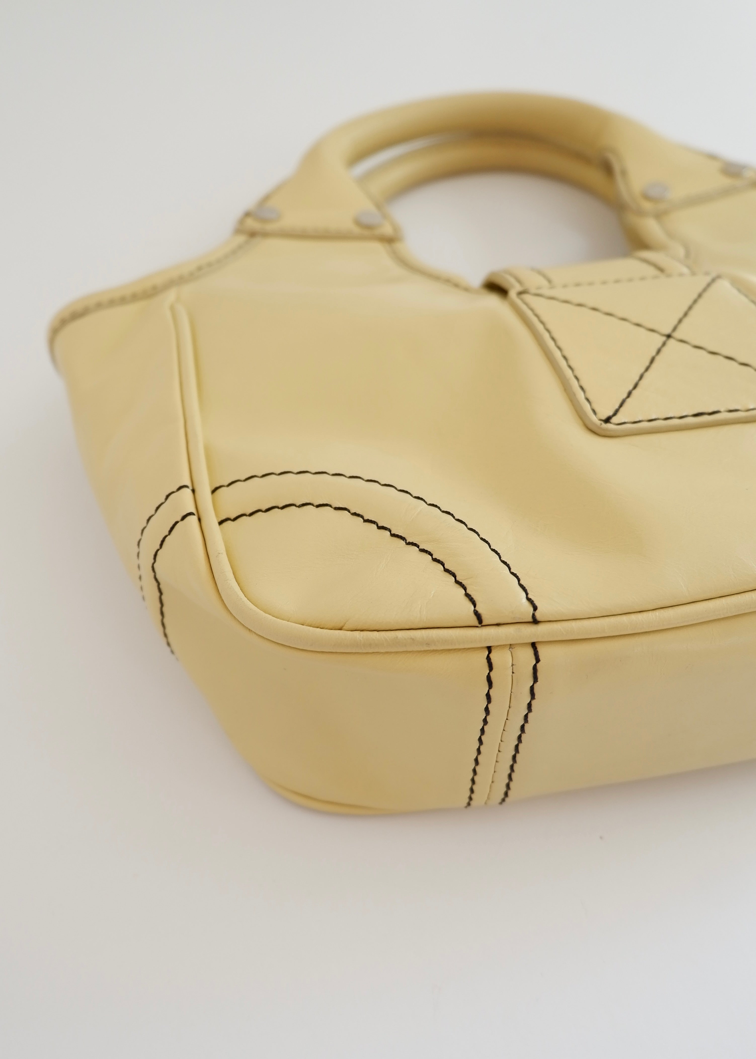 Preowned Givenchy Yellow Leather Small Handbag