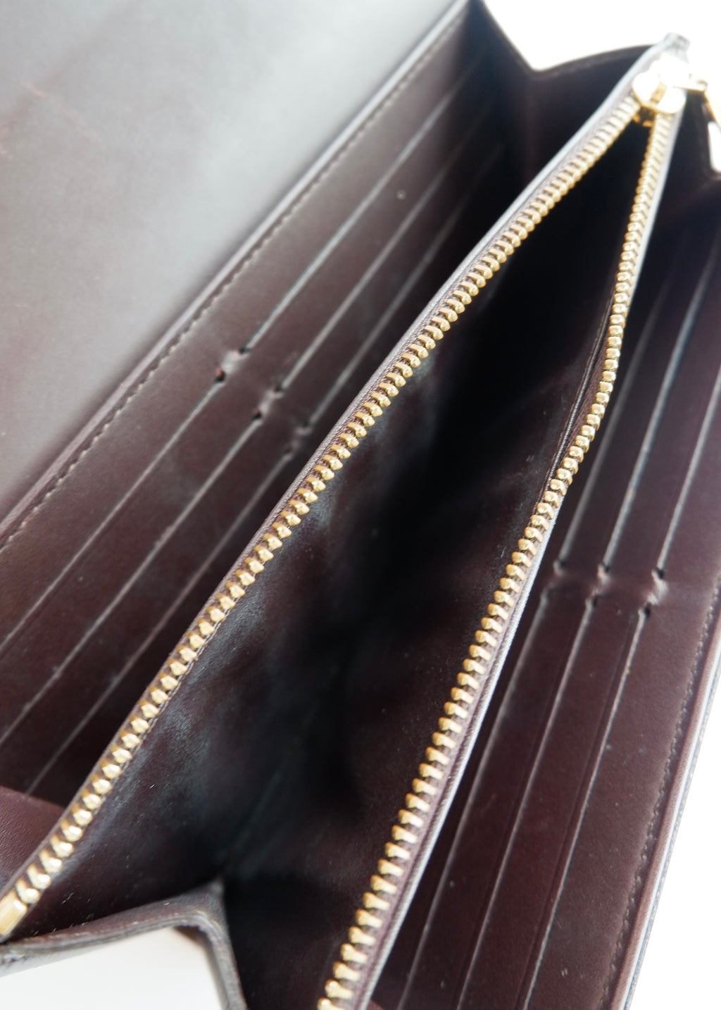 Preowned Louis Vuitton Monogram Vernis Amarante Sarah Chain Wallet