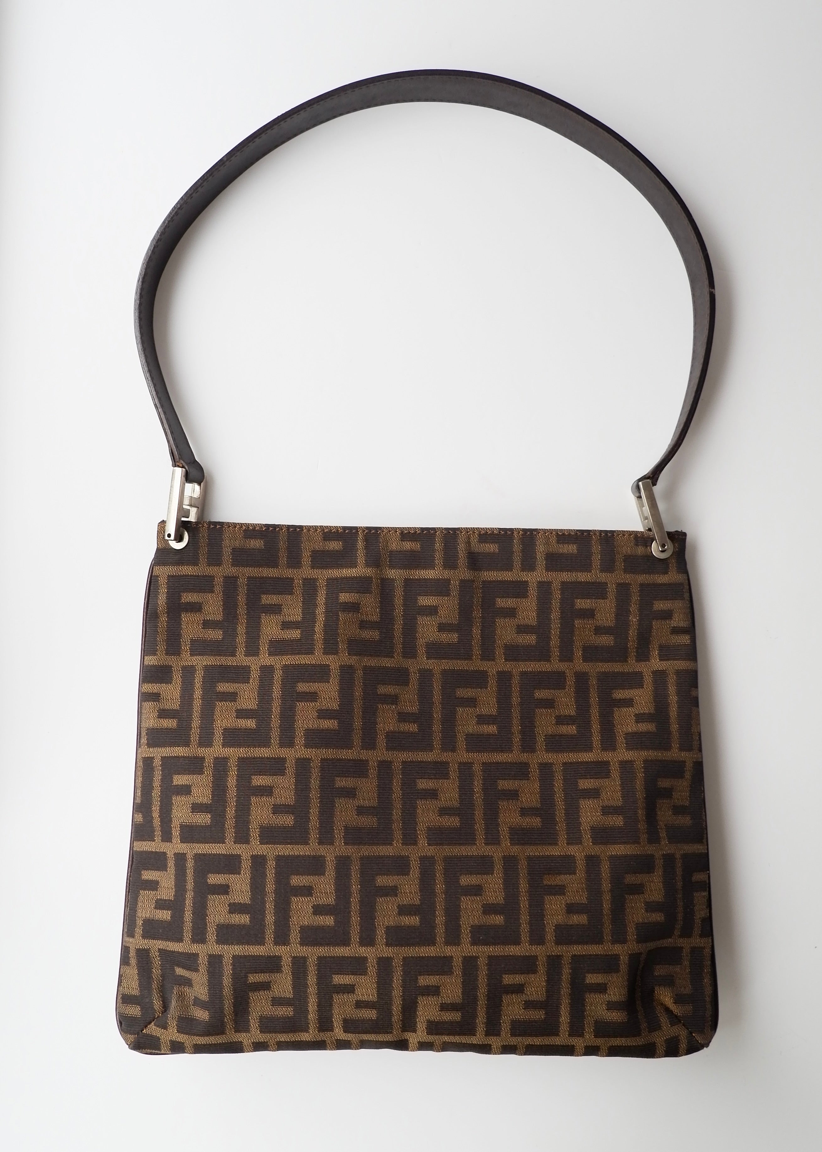 Preowned Vintage Fendi Brown Zucca Canvas/ Leather Shoulder Bag