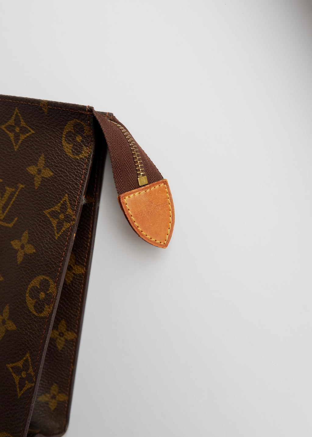 Authentic Preowned Vintage Louis Vuitton Monogram Toiletry 26 Pouch