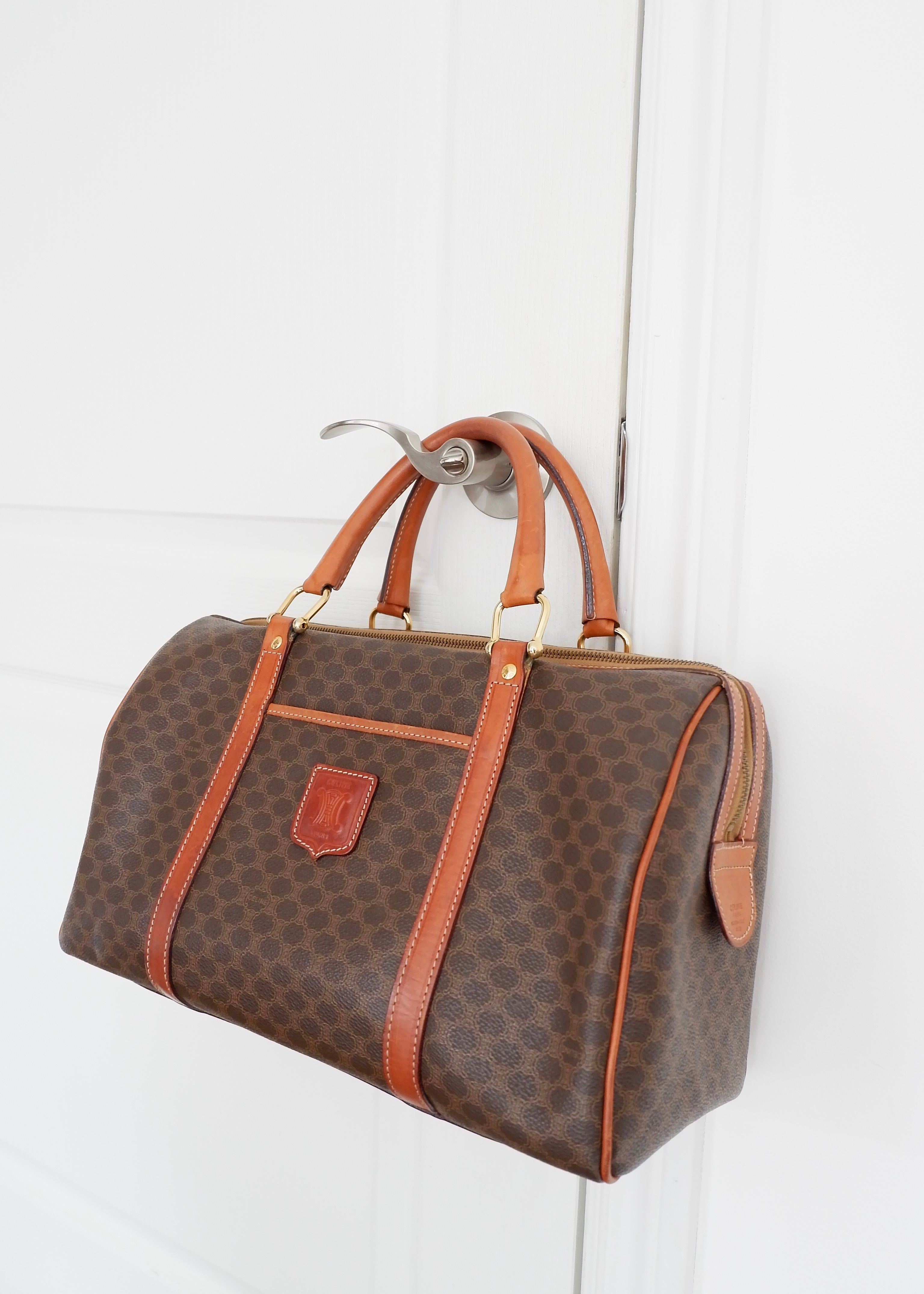 Authentique sac Boston vintage Céline Macadam marron d'occasion