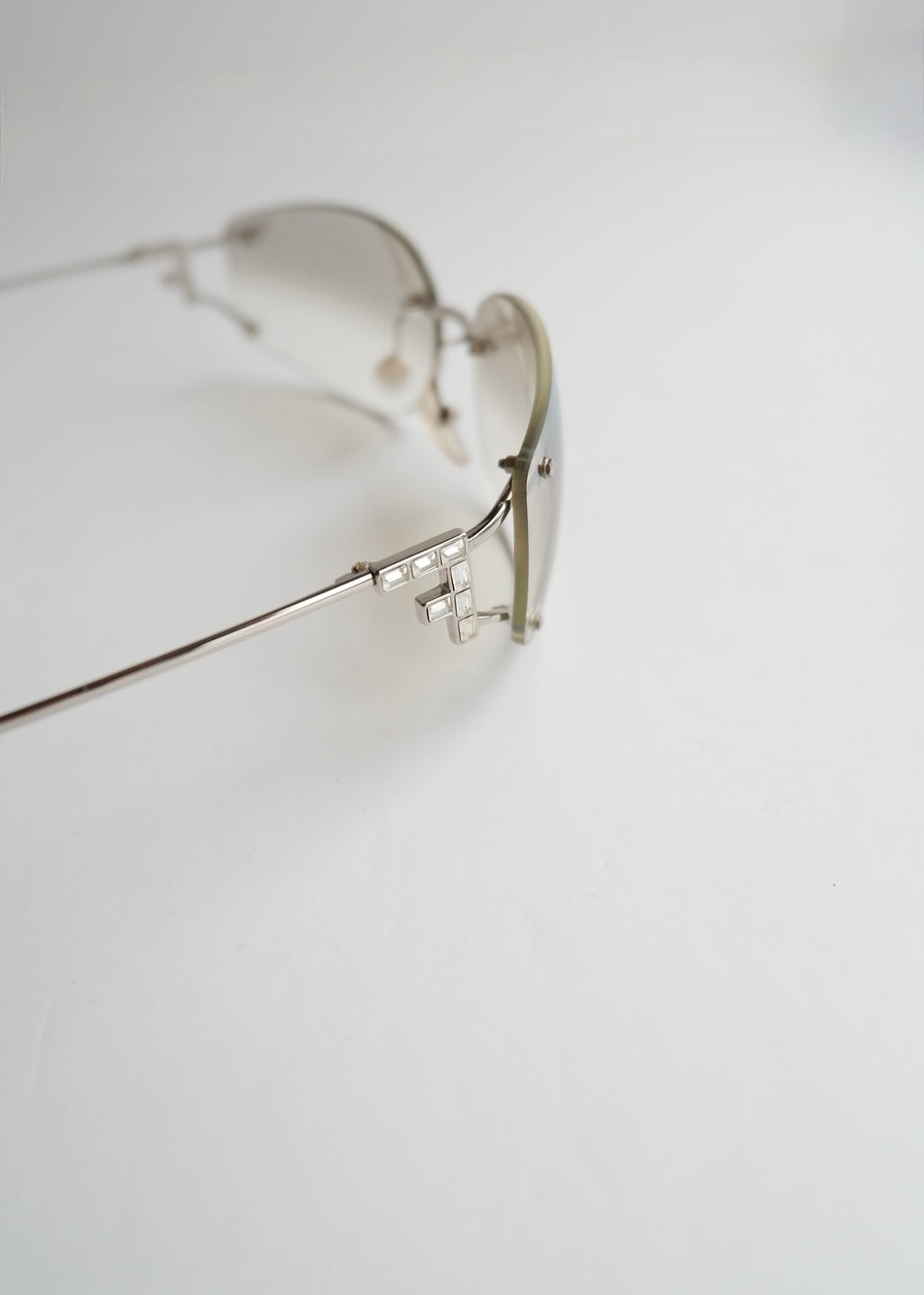 Preowned Fendi Transparent Frame Sunglasses