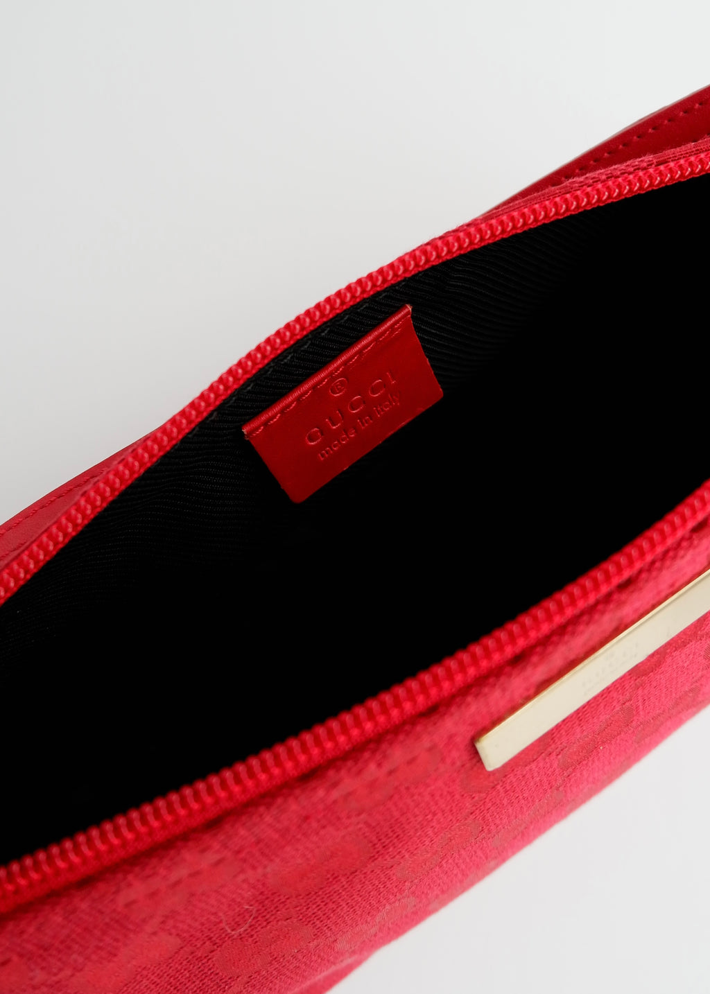 Authentic Preowned Gucci Red GG Canvas Boat Pochette Shoulder Bag