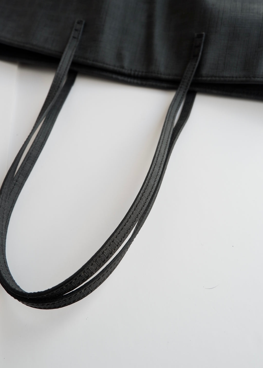 Sac cabas Fendi Zucca en toile enduite noire d'occasion authentique