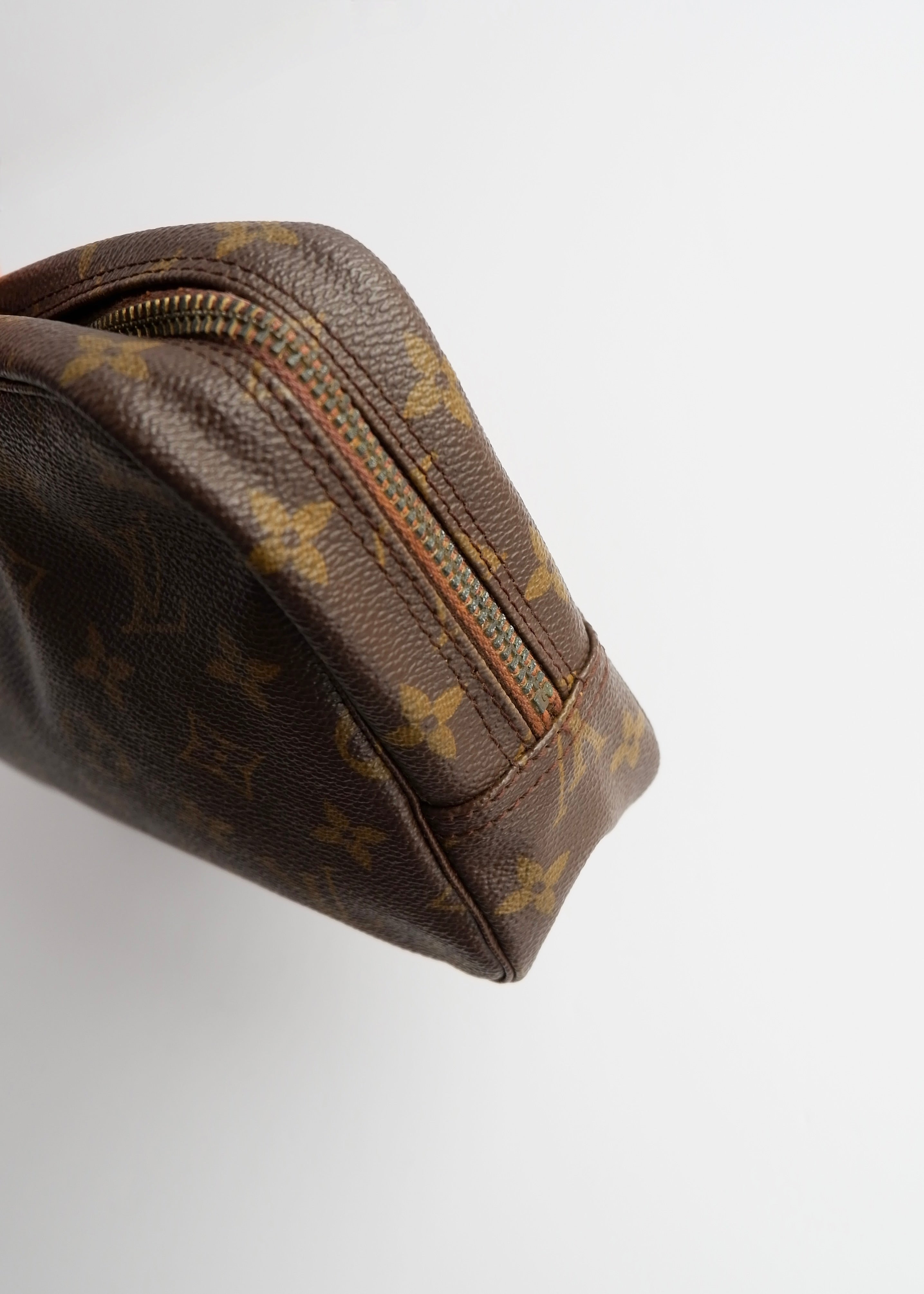 Authentic Preowned Vintage Louis Vuitton Monogram Toiletry Pouch
