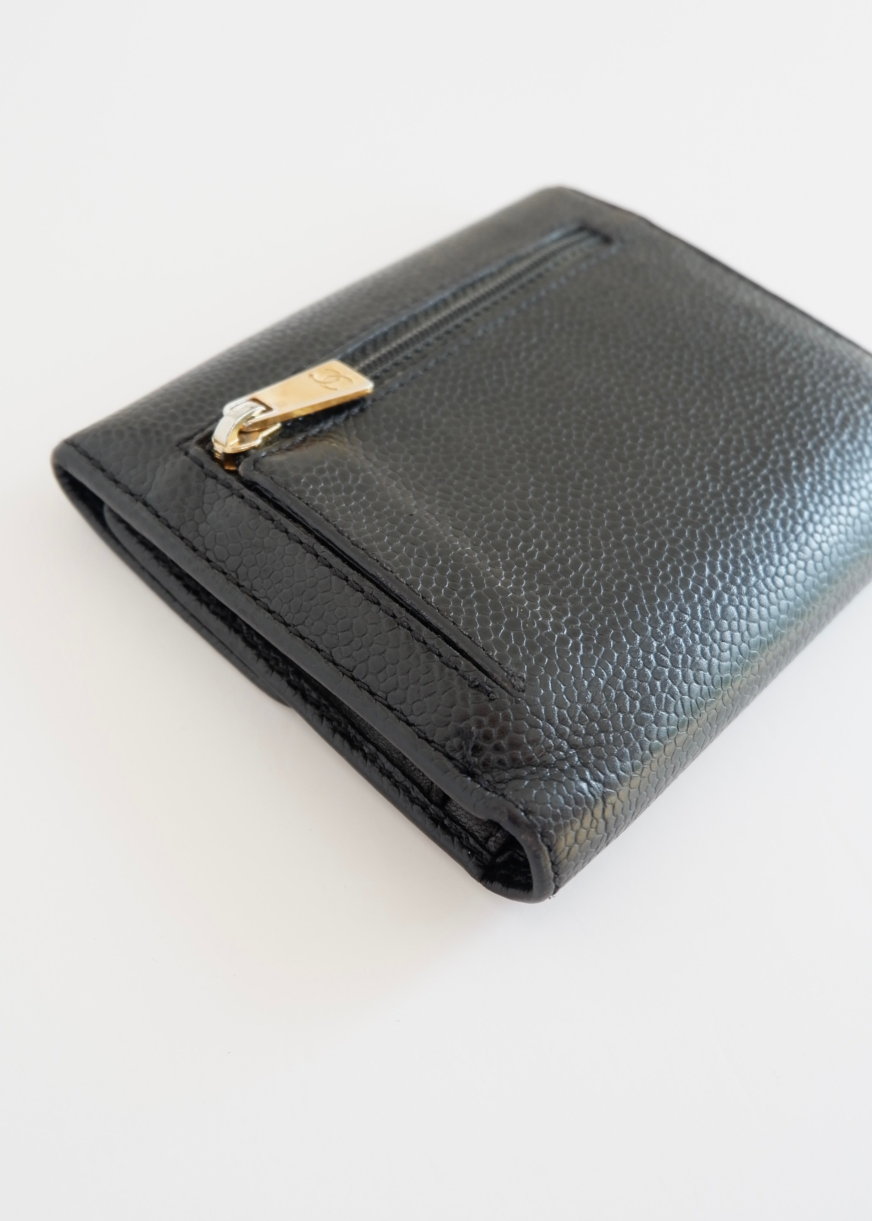 Preowned Chanel Black Caviar Leather Compact Wallet
