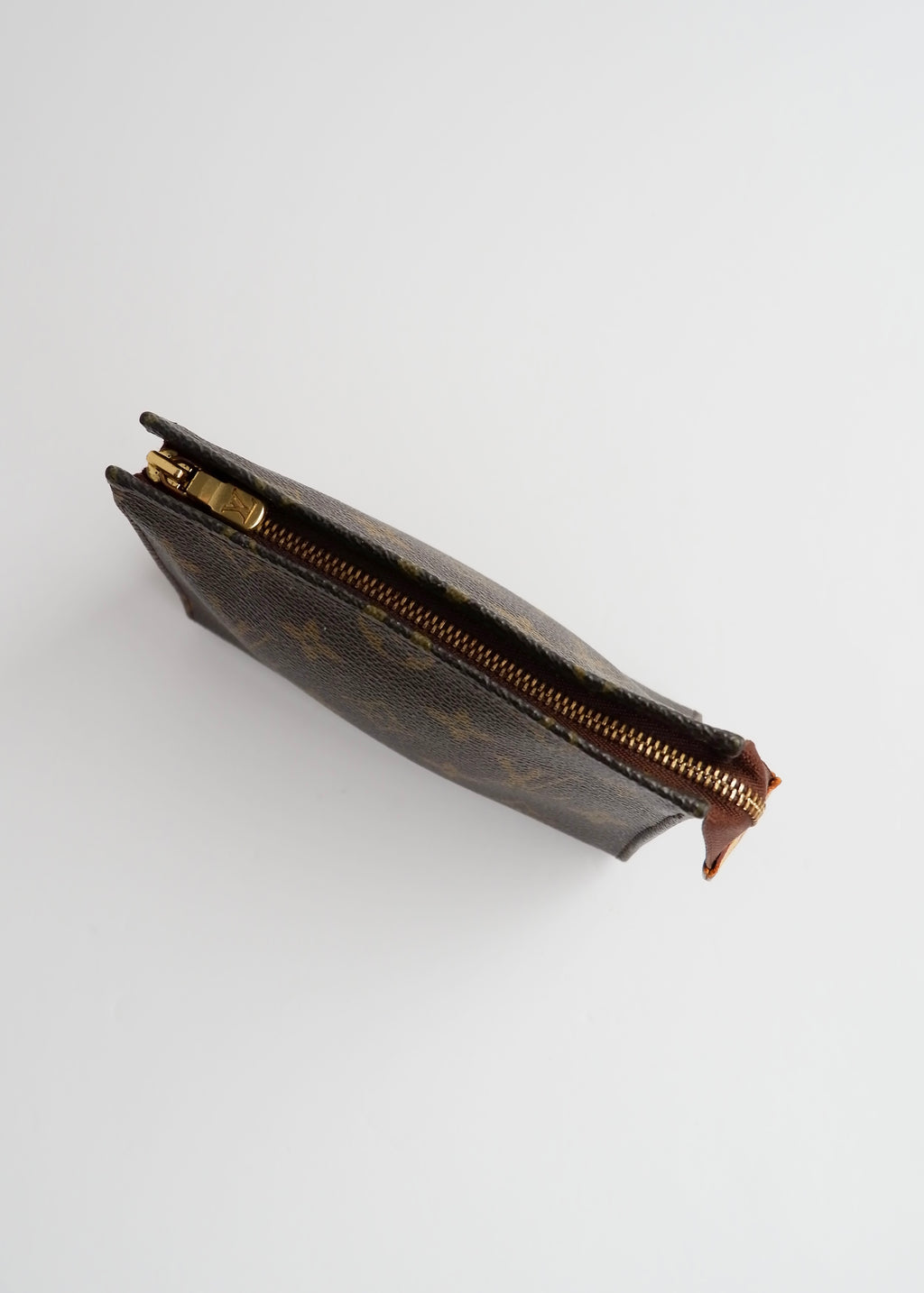 Authentic Preowned Louis Vuitton Monogram Toiletry Pouch 15