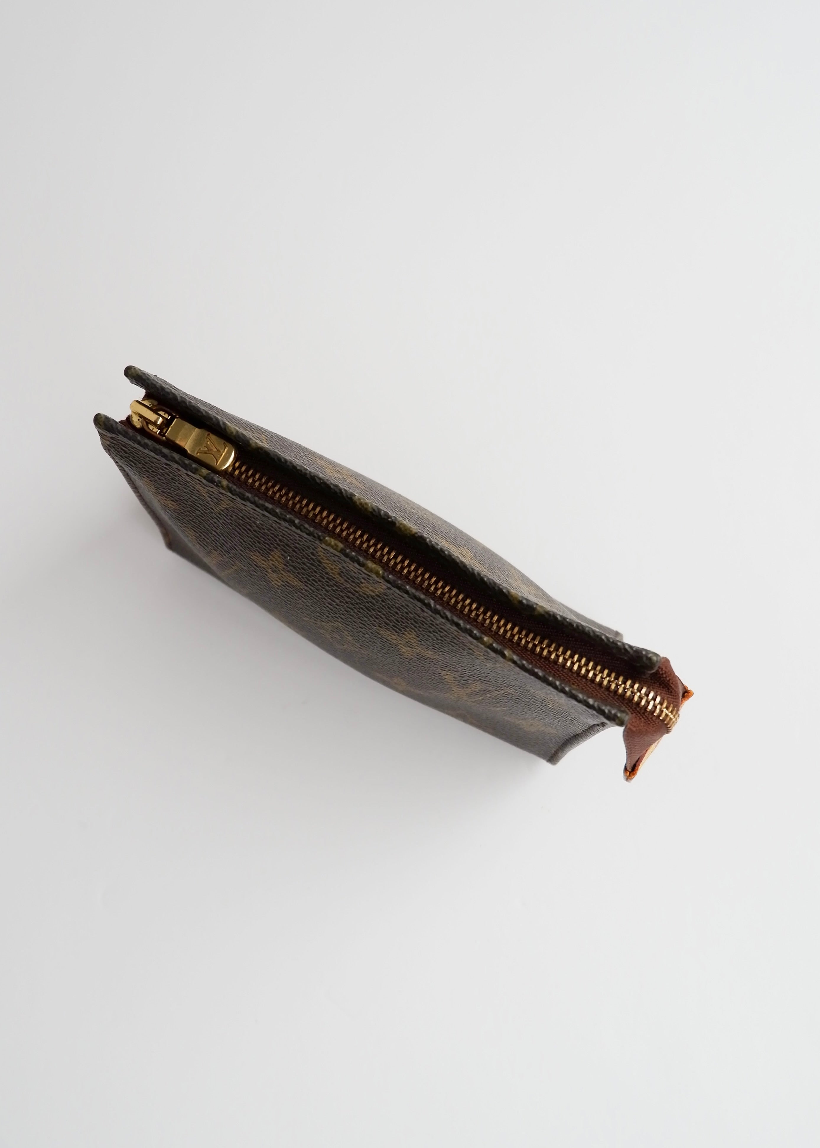 Authentic Preowned Louis Vuitton Monogram Toiletry Pouch 15