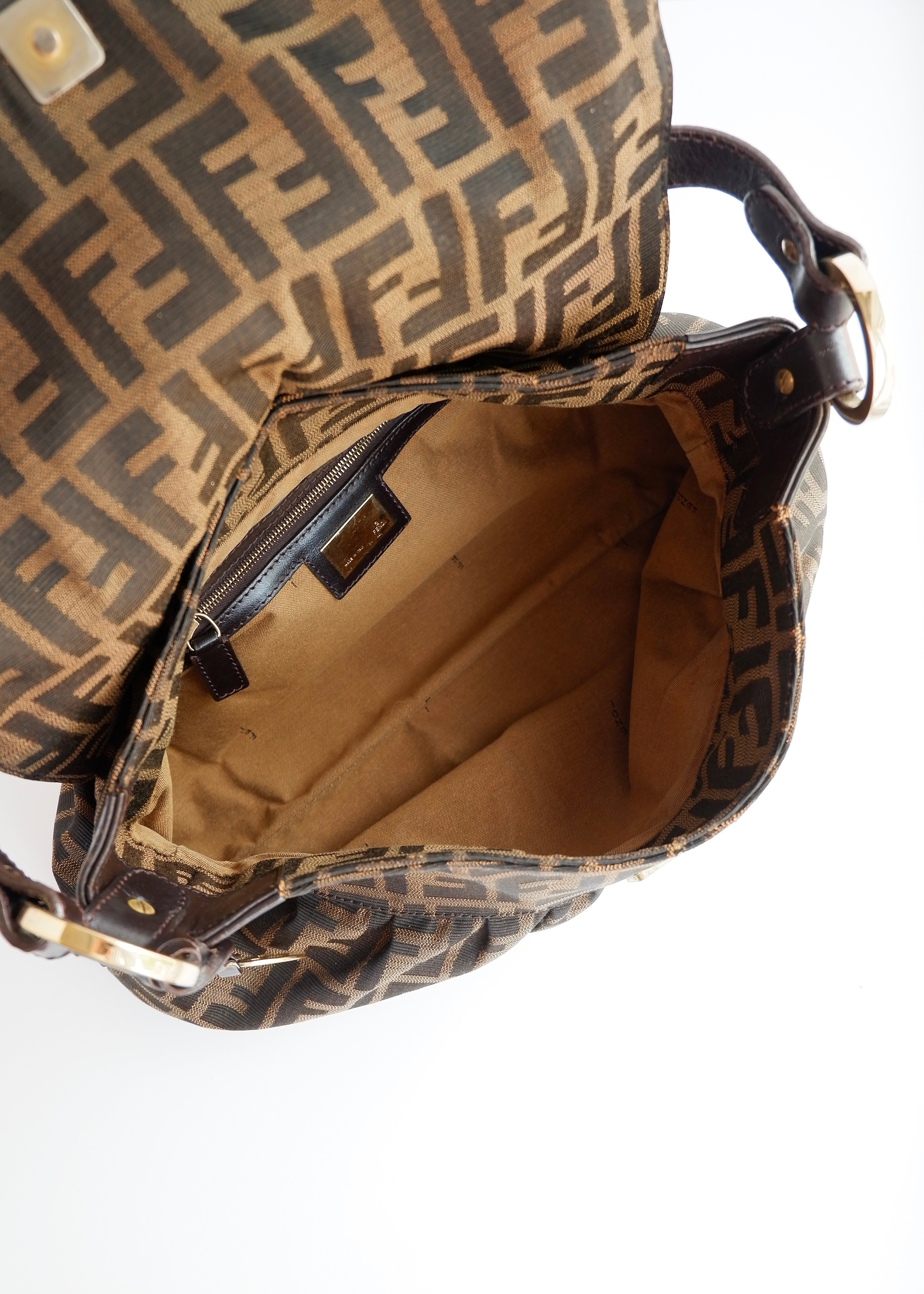 Sac porté épaule Fendi Zucca Chef marron vintage d'occasion authentique