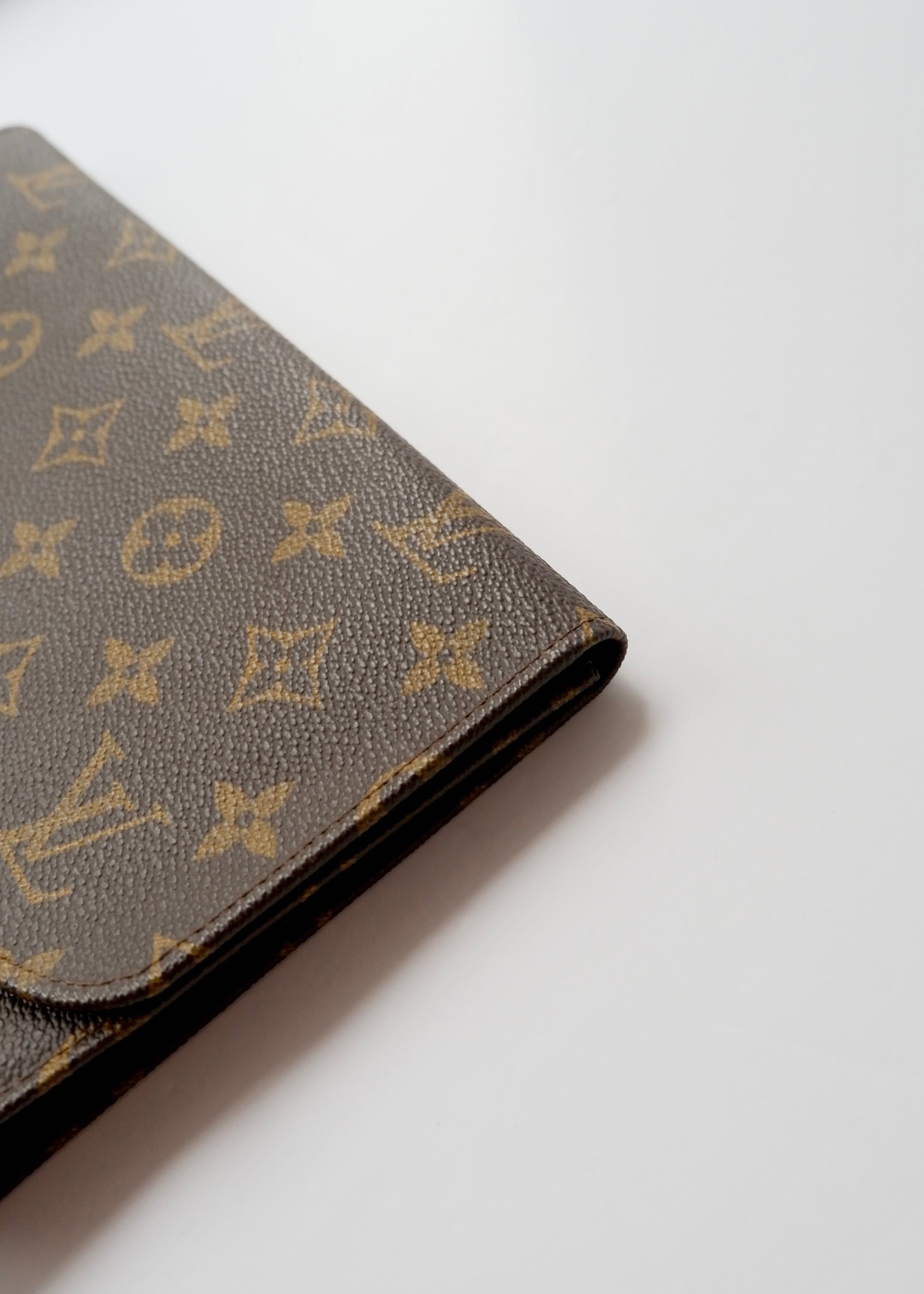 Preowned Vintage Louis Vuitton Monogram Clutch