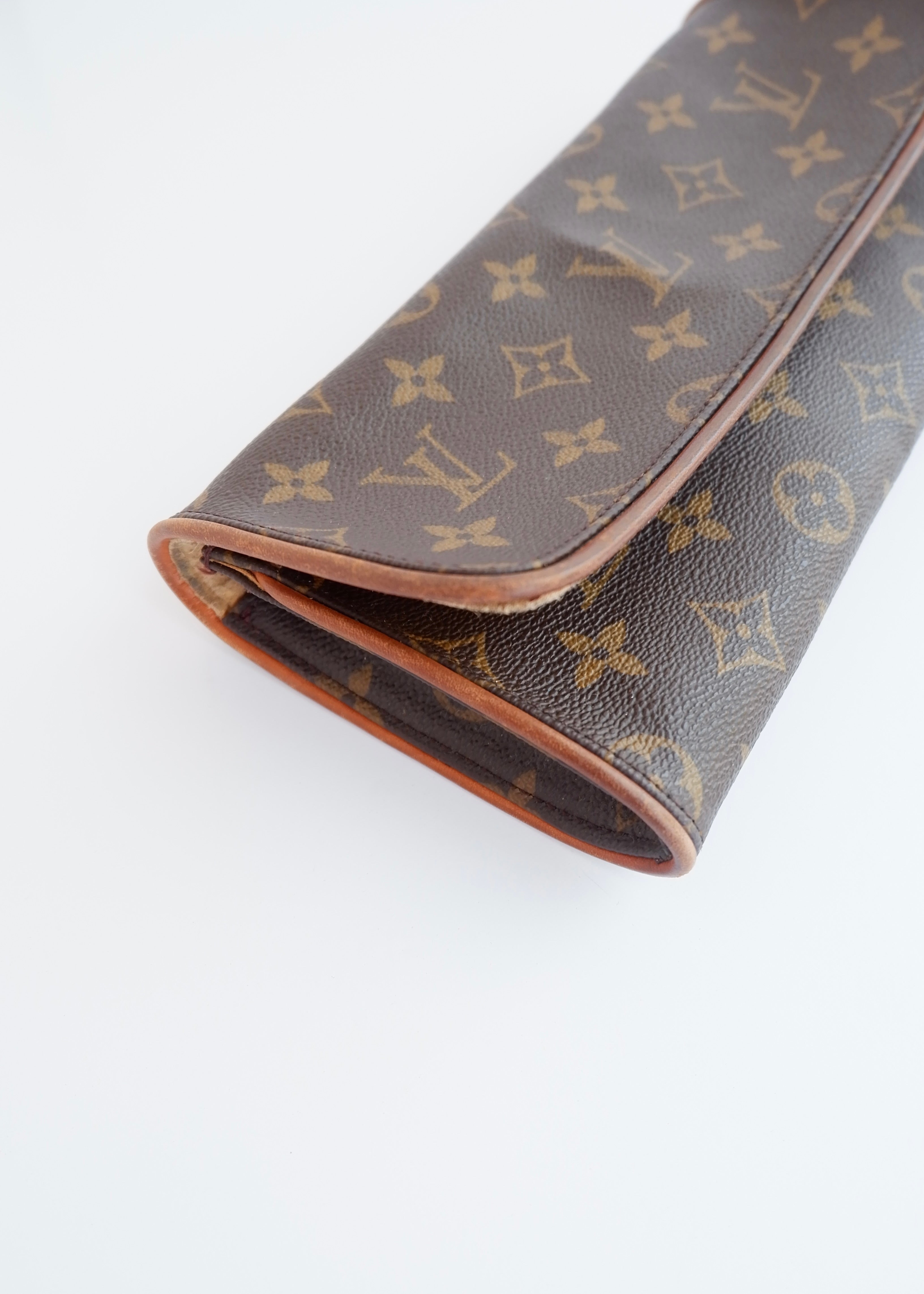 Authentique Louis Vuitton Monogram Pochette Twin GM d'occasion