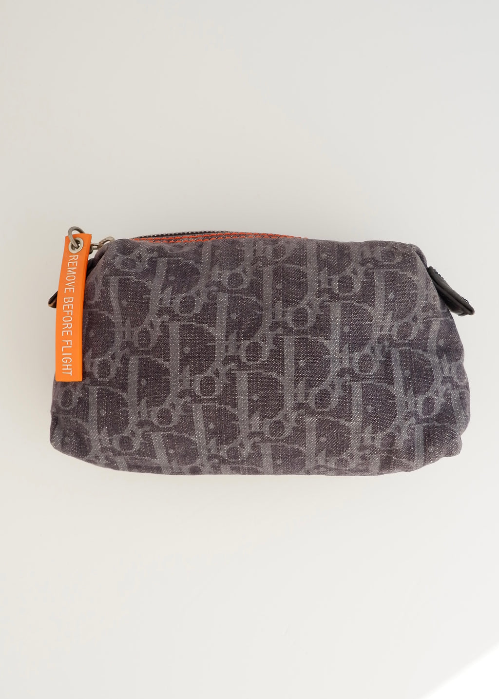 Pochette Dior en jean bleu marine motif Oblique, d'occasion et authentique