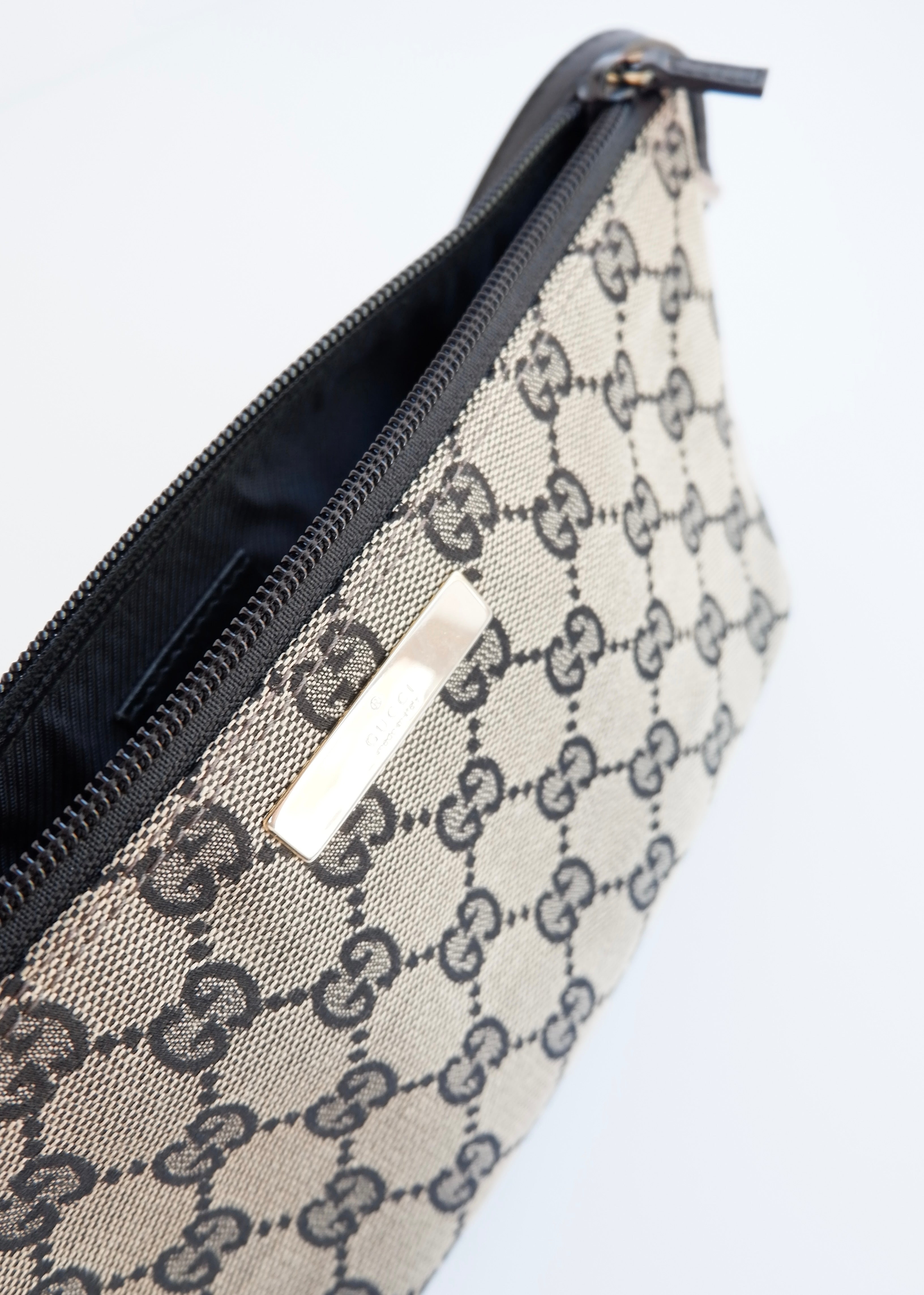 Authentic Preowned Gucci Black GG Canvas Boat Pochette Shoulder Bag