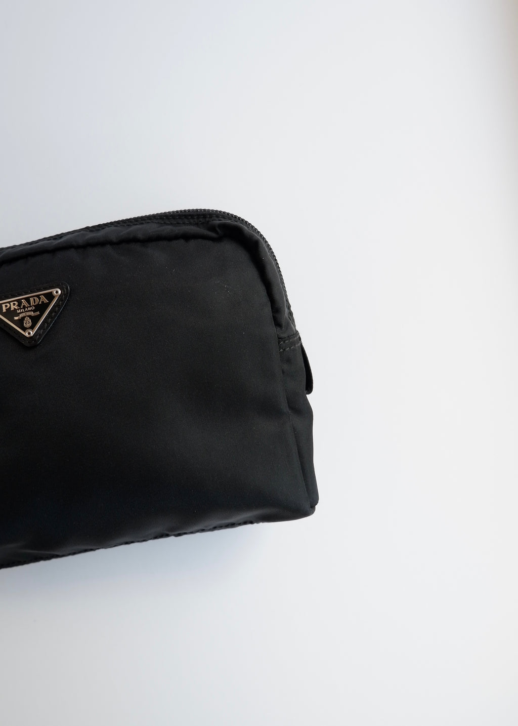 Pochette Prada authentique d'occasion en nylon noir