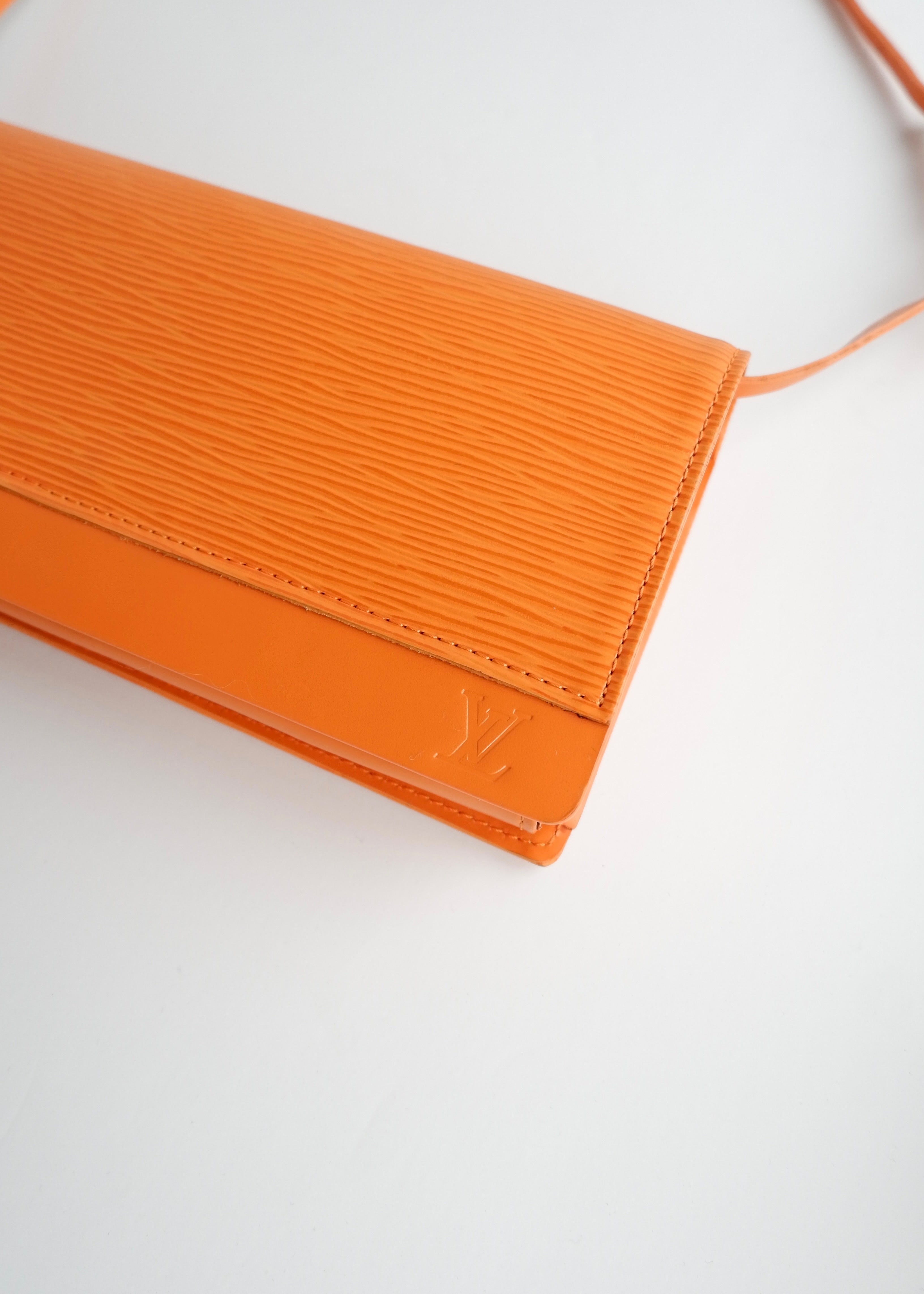Authentic Preowned Louis Vuitton Orange Epi Leather Honfleur Shoulder Bag