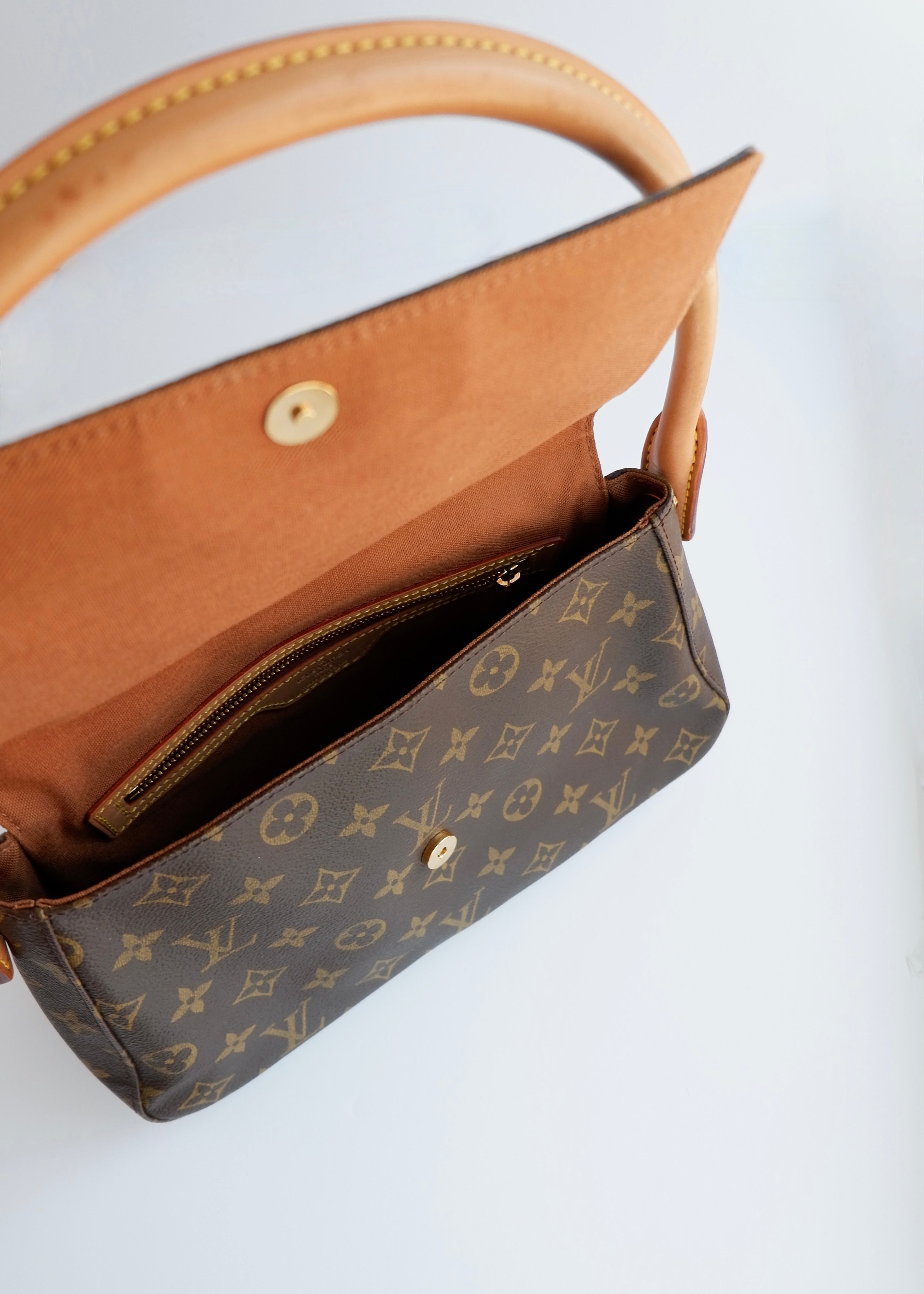 Sac Looping PM Louis Vuitton Monogram Authentique d'occasion