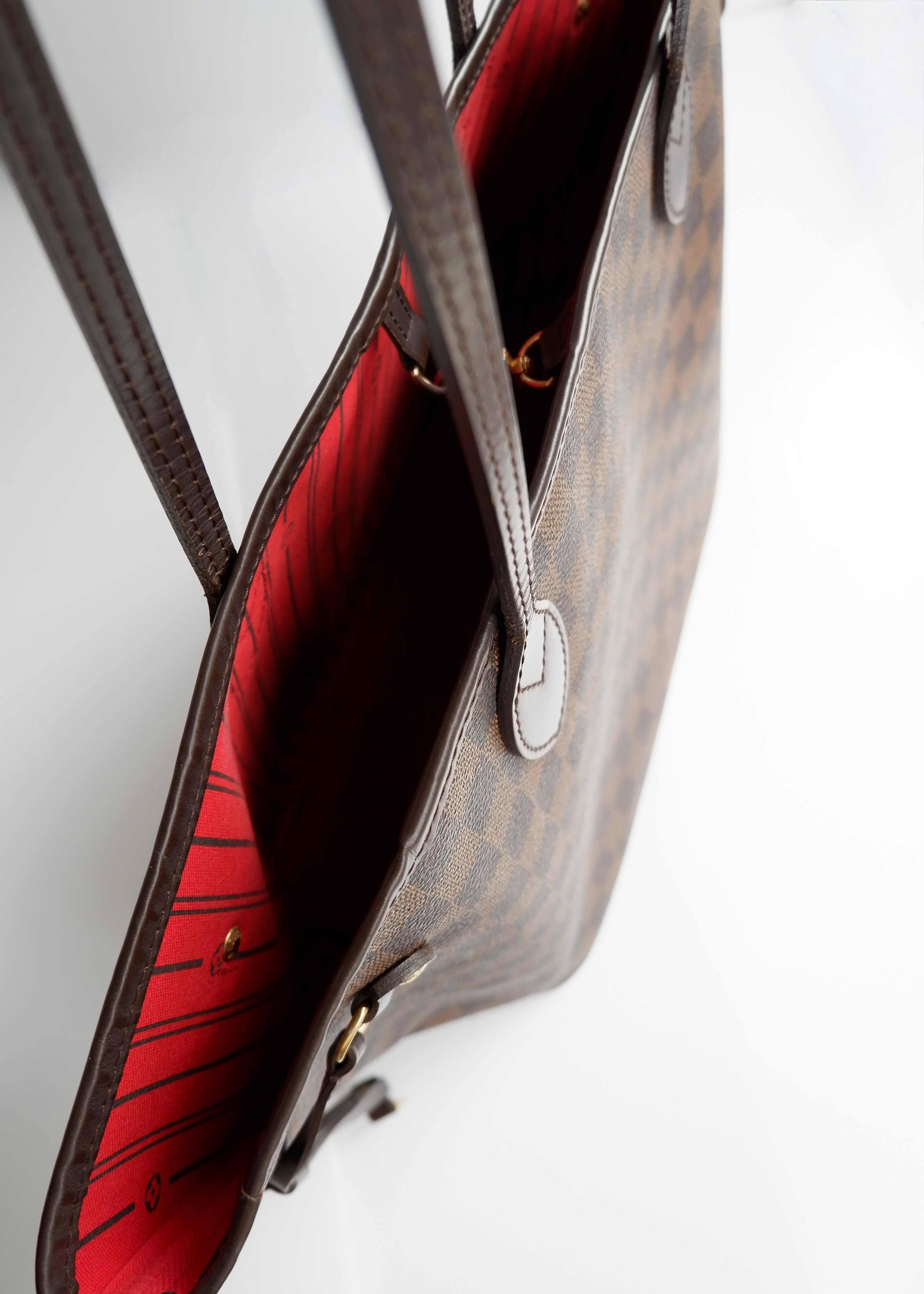 Preowned Louis Vuitton Damier Ebene Neverfull MM