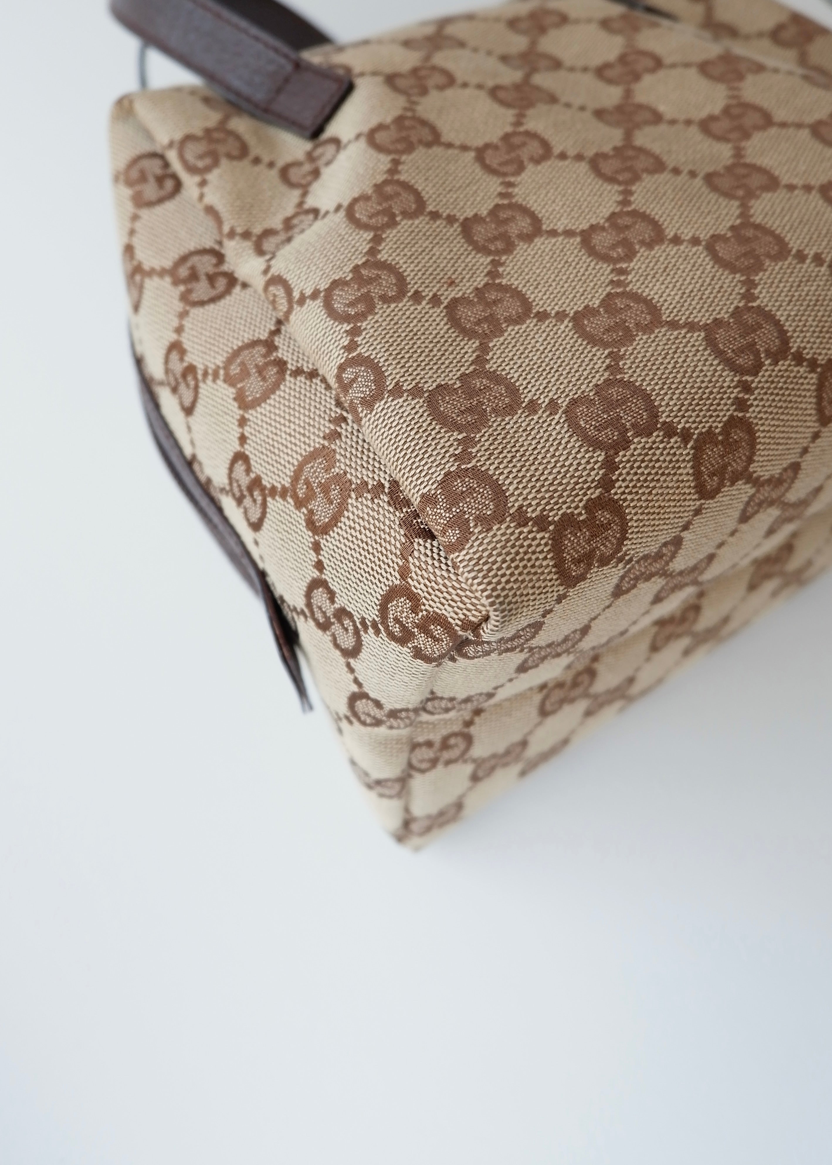 Preowned Gucci Brown GG Canvas Tofu Handbag