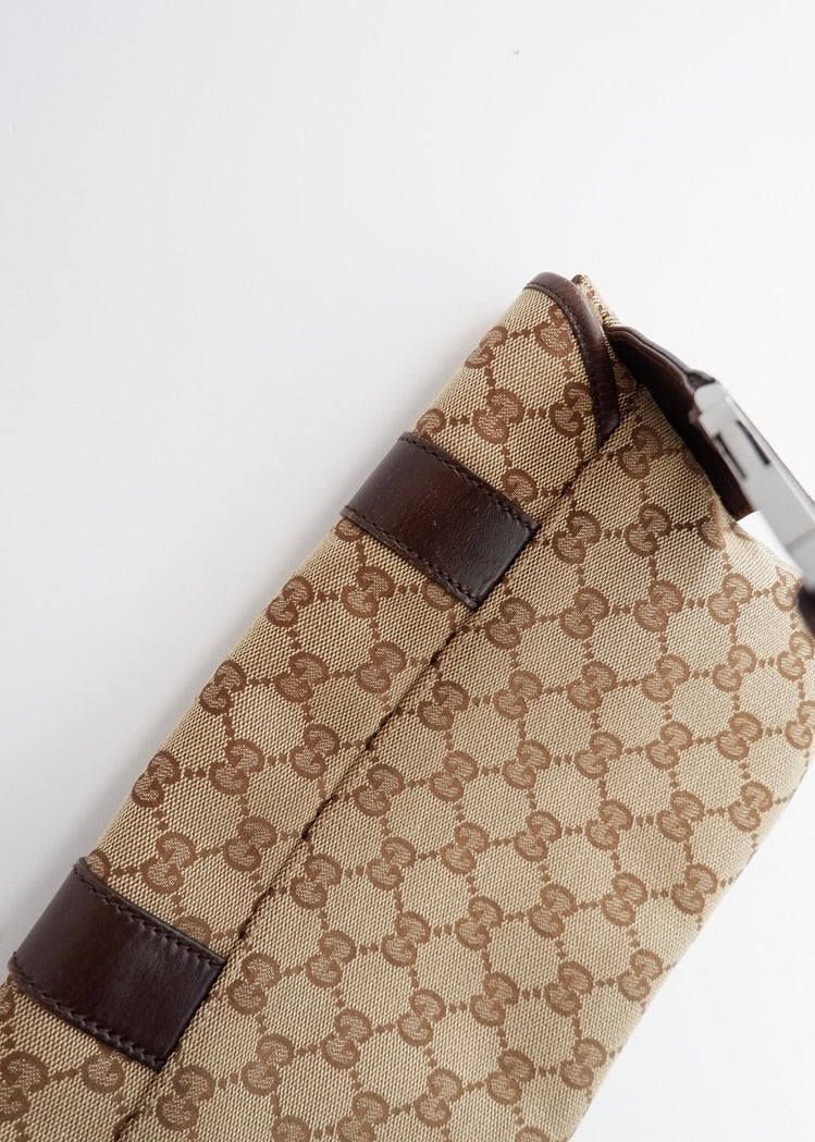 Authentique Sac Banane Gucci Marron en Toile GG et Cuir d'Occasion