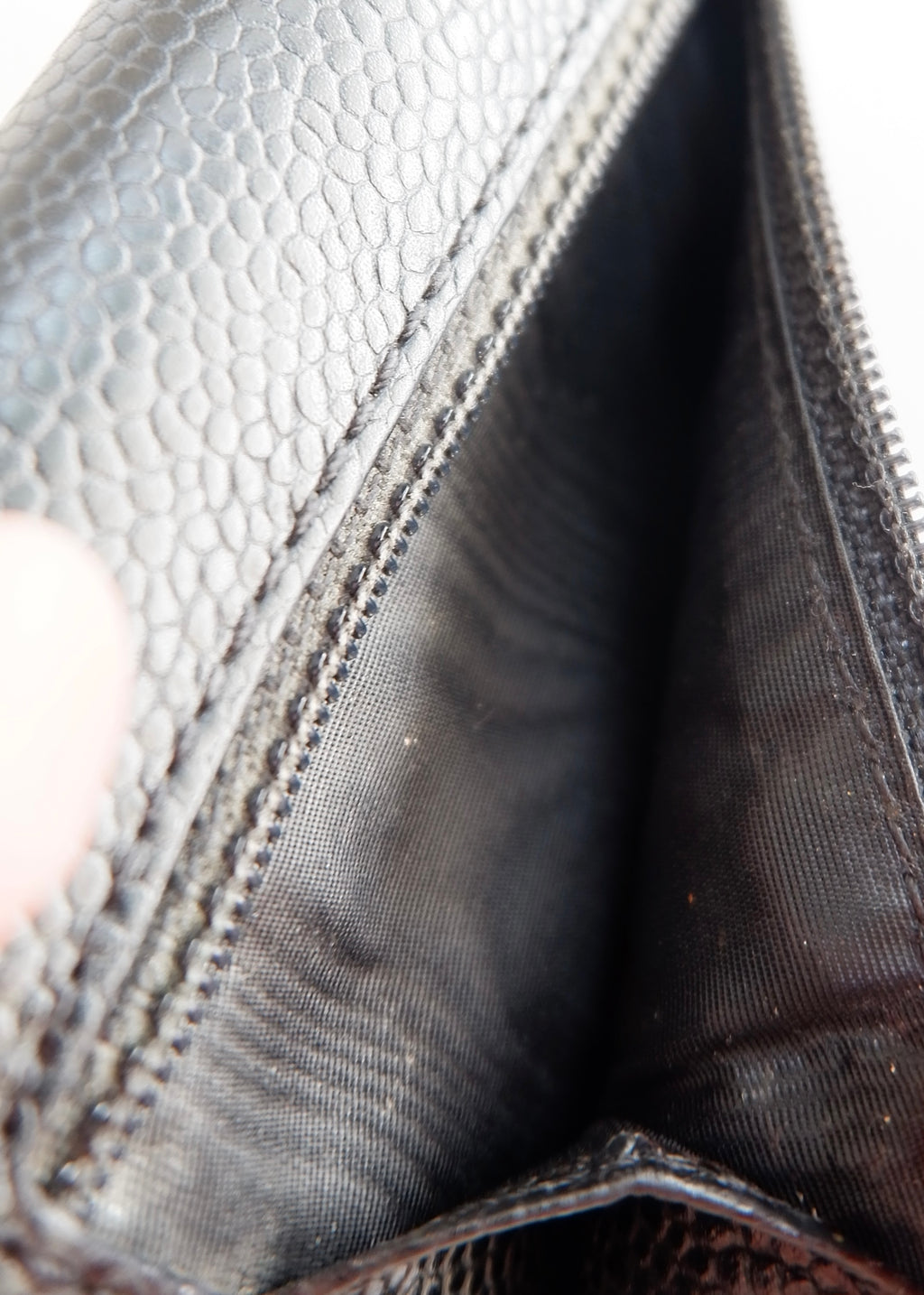 Preowned Chanel Black Caviar Leather Compact Wallet