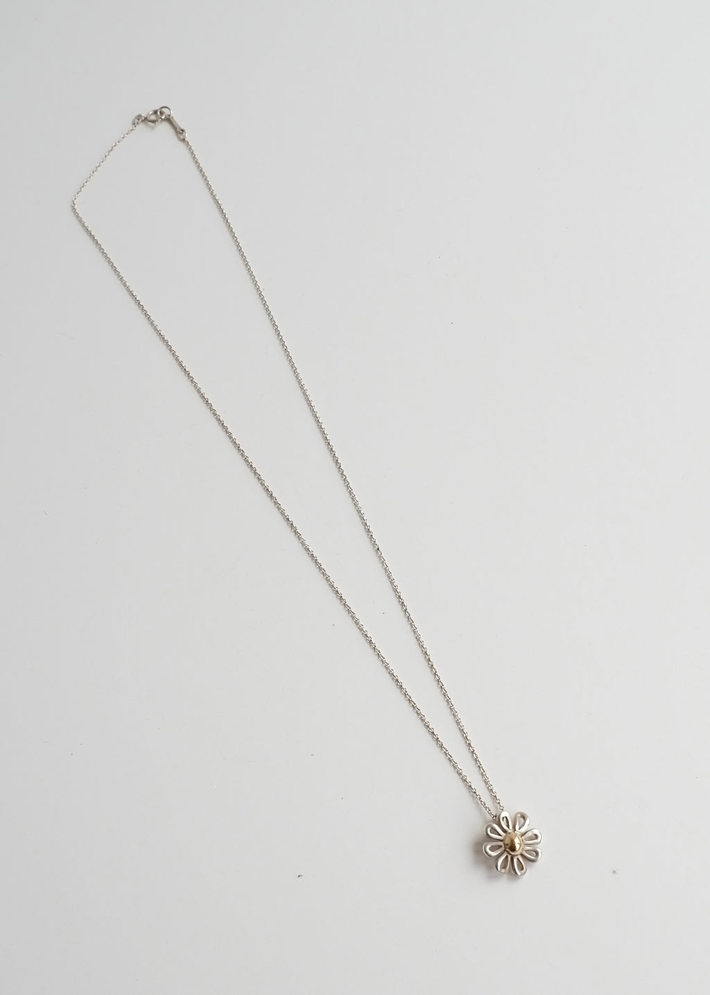 Authentic Preowned Tiffany & Co. Paloma Picasso (925) Silver Daisy Flower Pendant Necklace