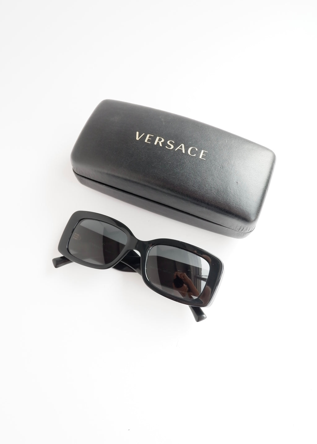 Lunettes de soleil carrées noires Versace d'occasion authentiques