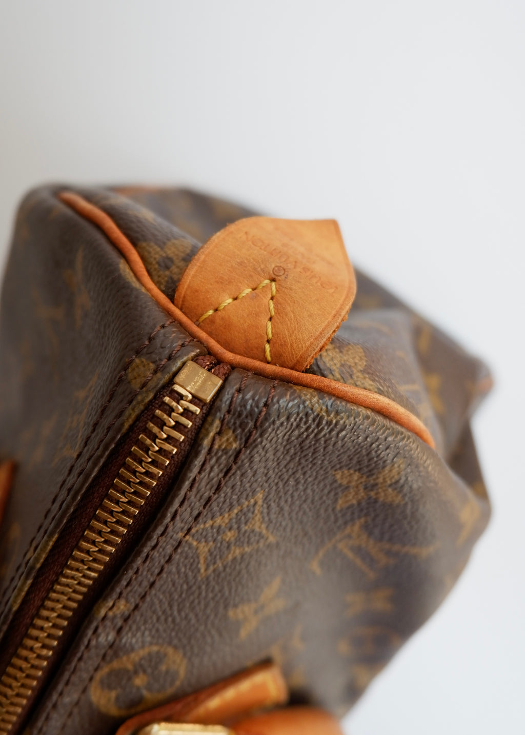 Preowned Vintage Louis Vuitton Monogram Speedy 30 Handbag
